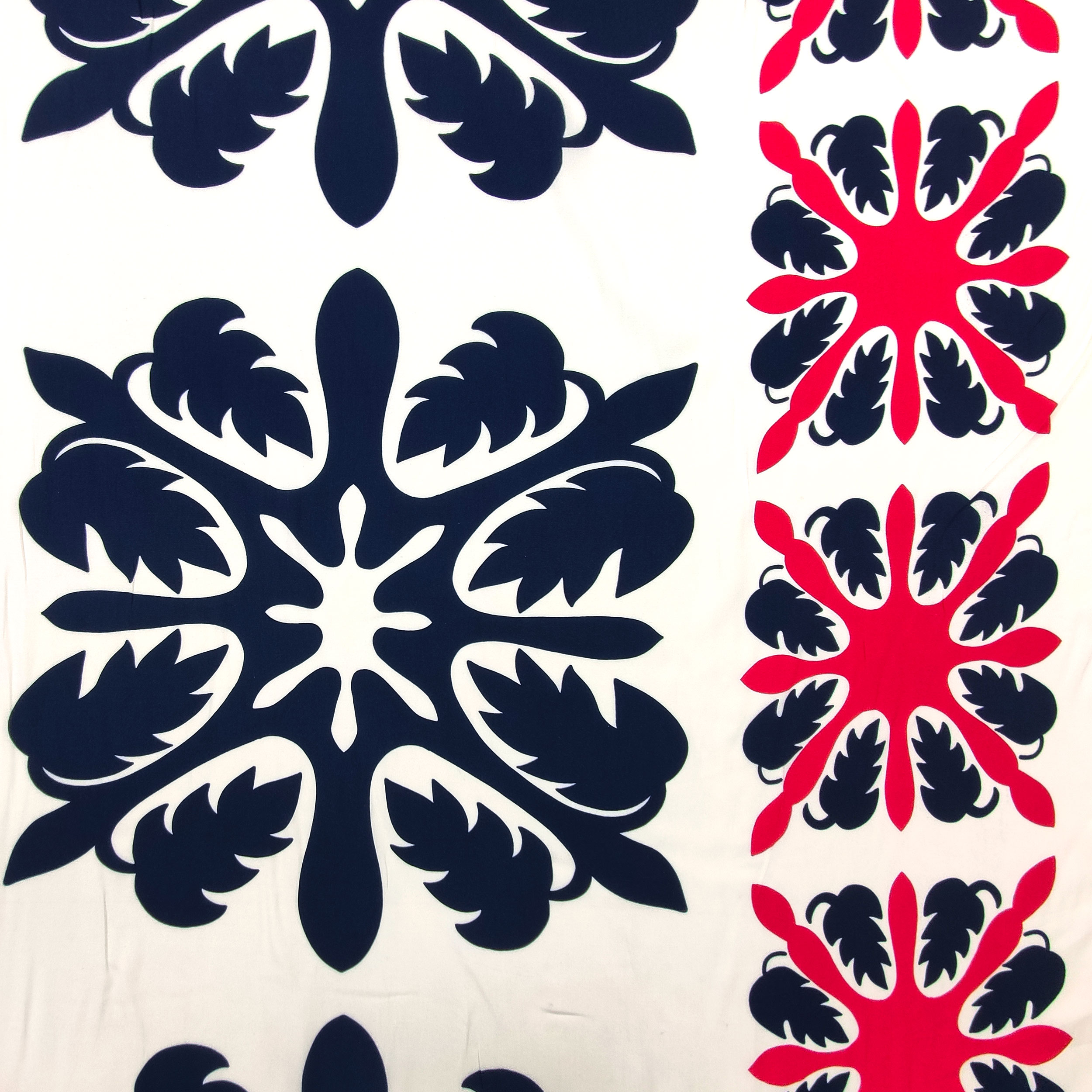 Tissu de coton Arabesc Fantaisie bleue et rouge