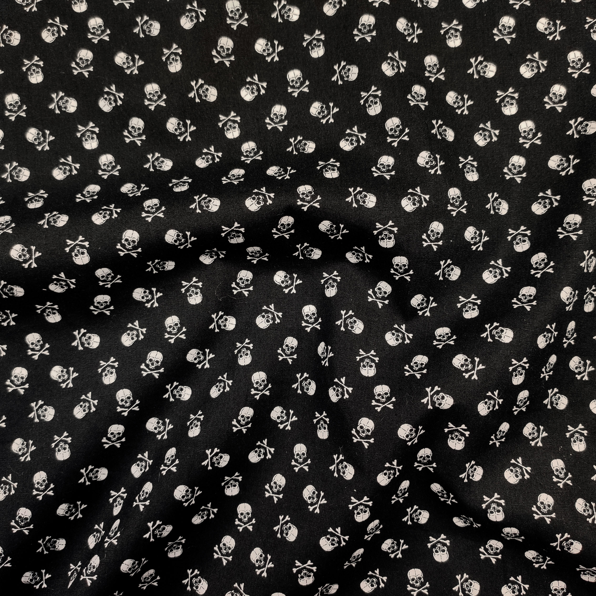 Baumwolle Hintergrund Schwarz Mini Skulls Fantasy