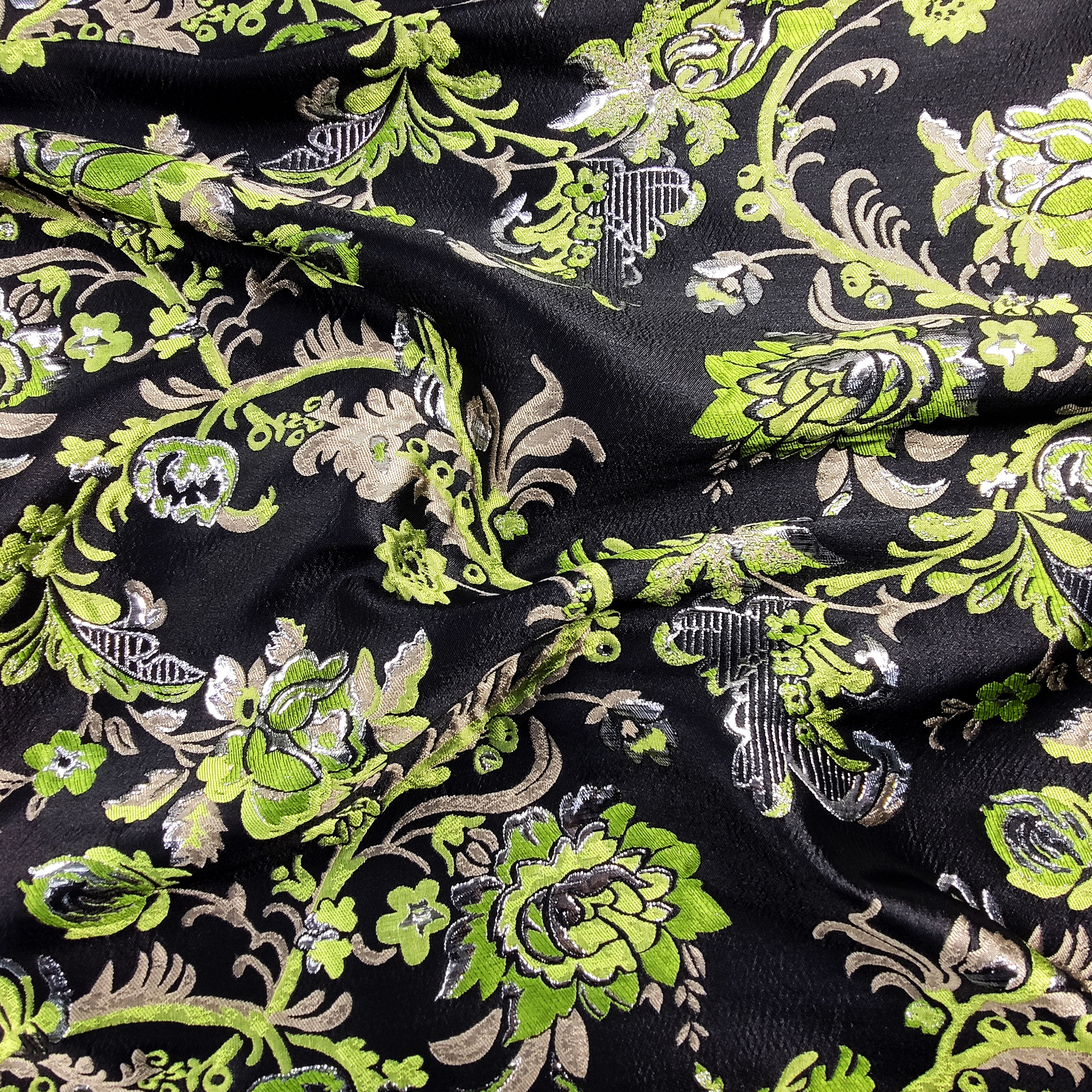 Brocart floral vert et argent haute couture