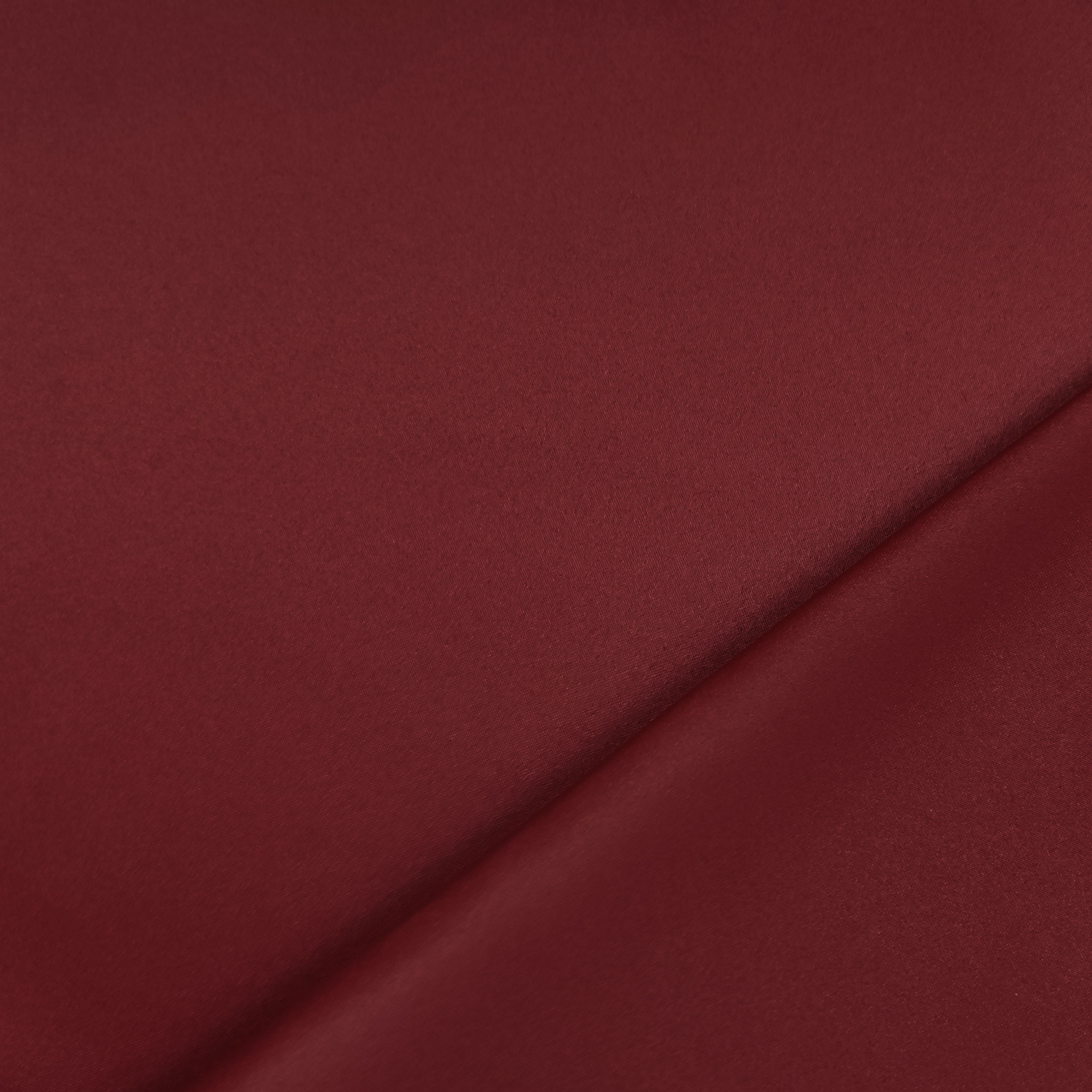 Scampi Oscurante Curtain Bordeaux 430x290