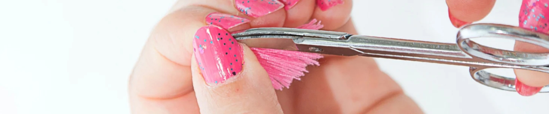 forbici manicure  panini tessuti