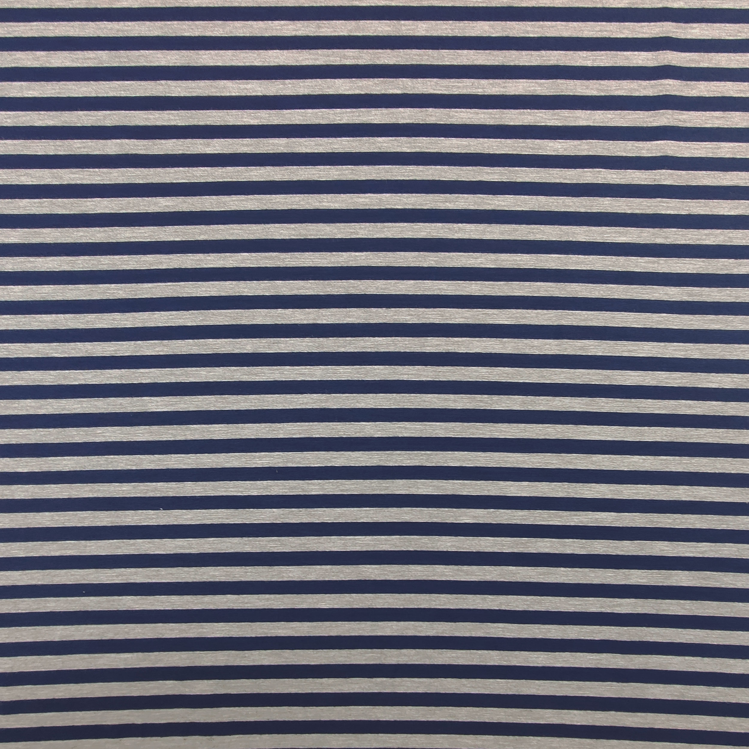 Blau und grau gestreiftes Jersey