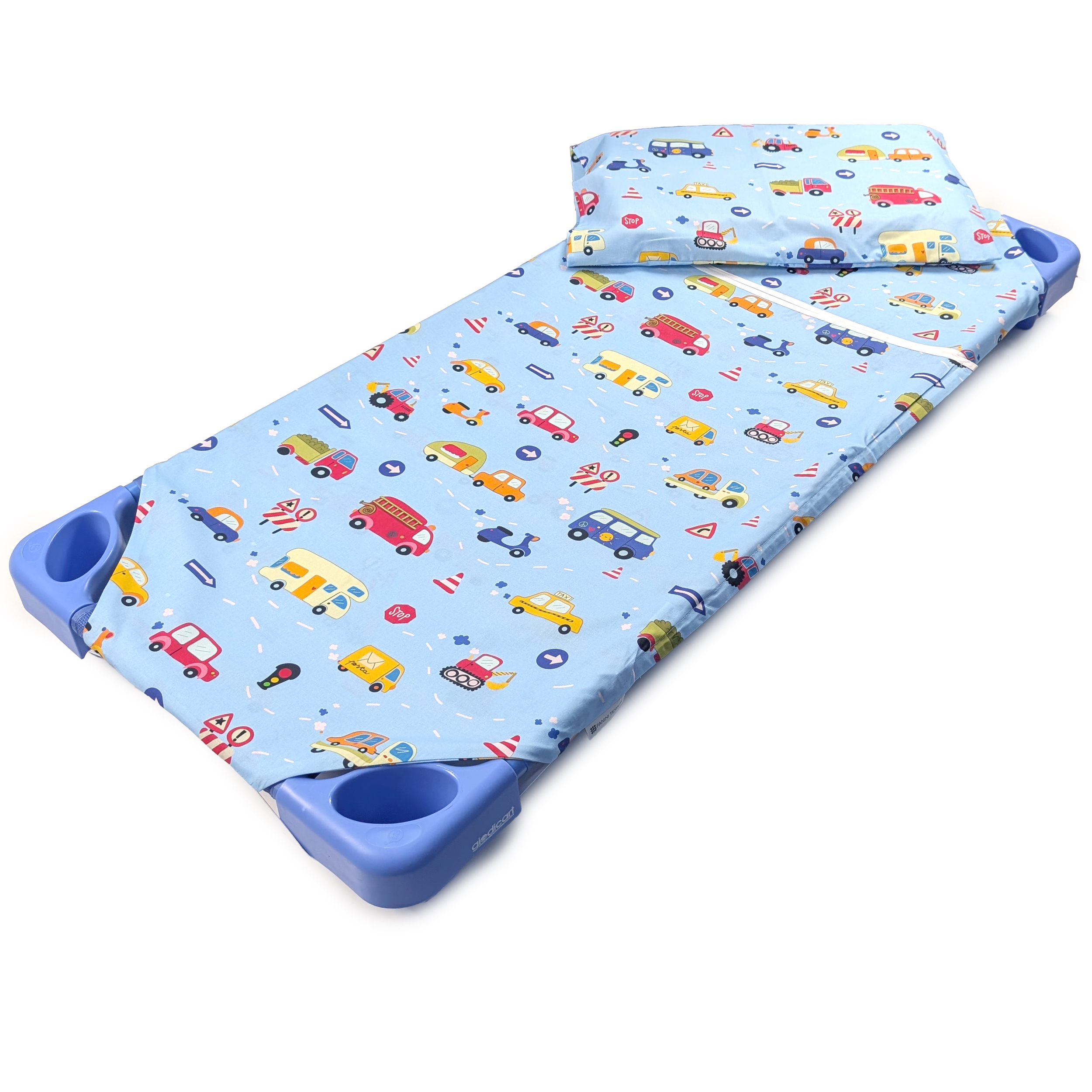 Contoured Summer Sleeping Bag for Camp Beds and Toy Cars – Light Blue Background Image