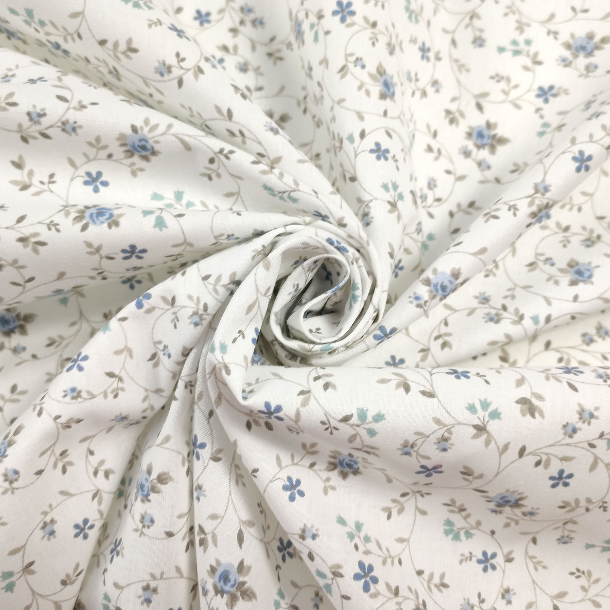 Baumwollstoff Blaue Blumen