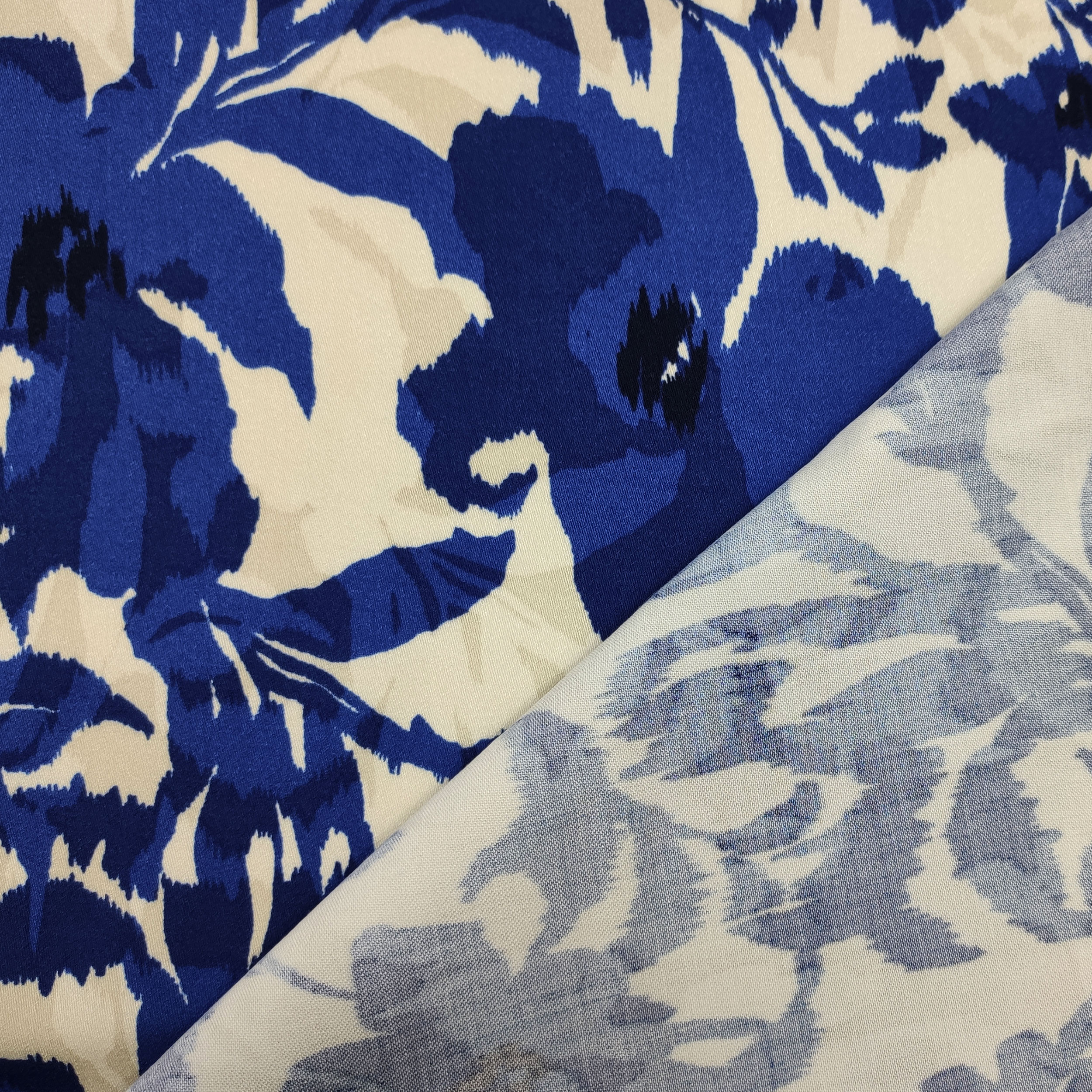 Viscosa Floral Fantasía Azul