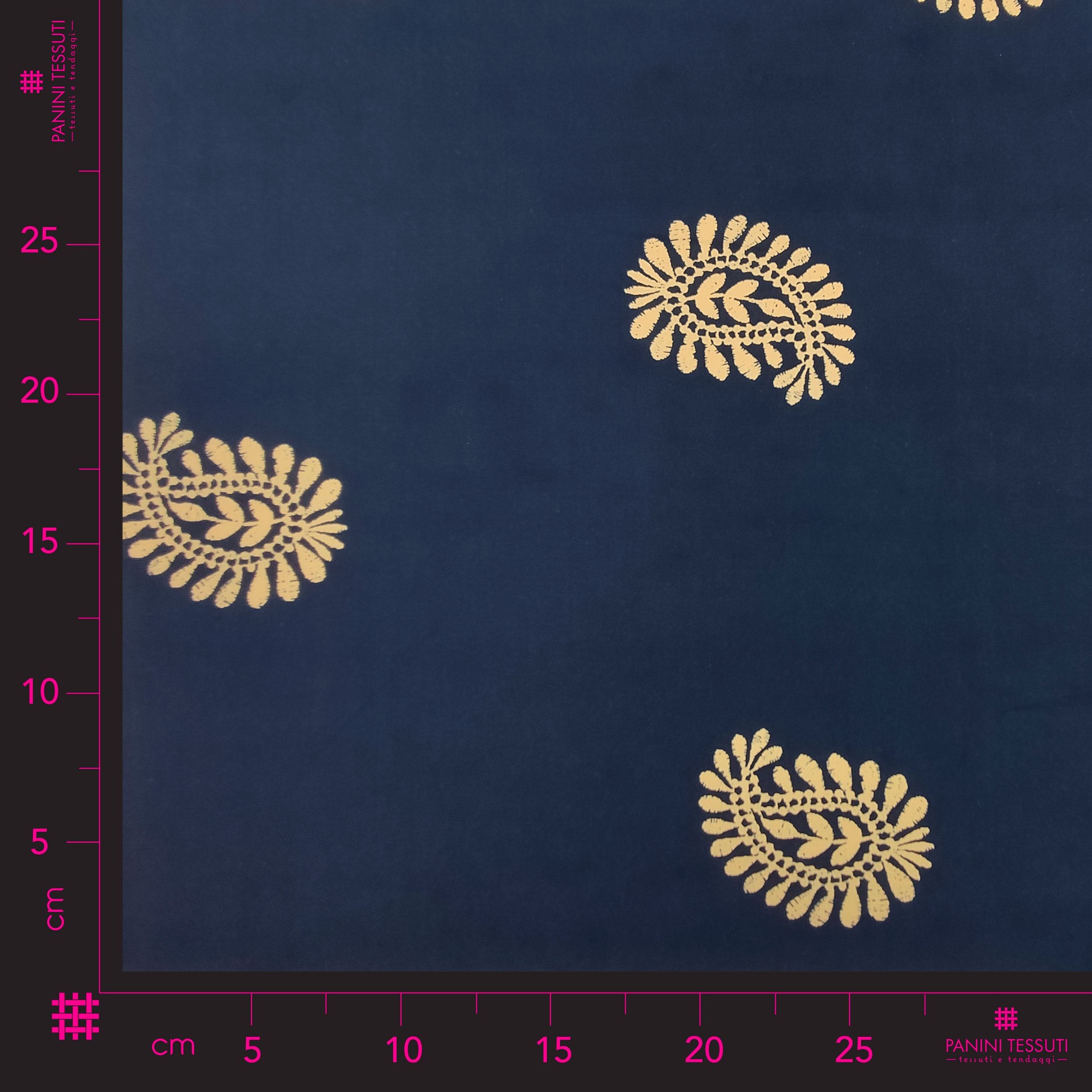 Tissu cachemire à motifs de feuilles en viscose Image