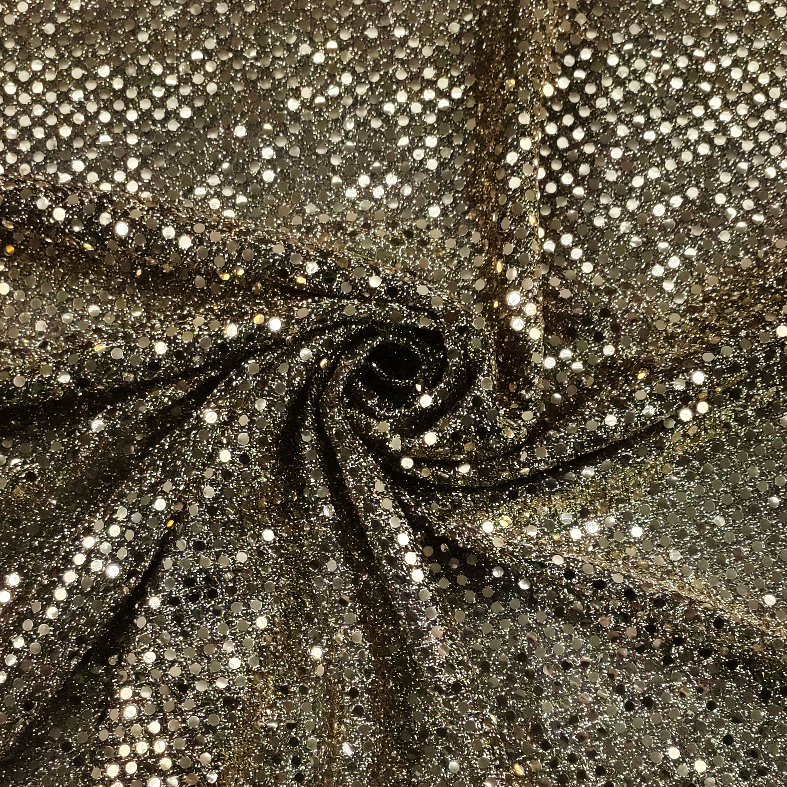 Tissu Paillettes d'or Fond noir