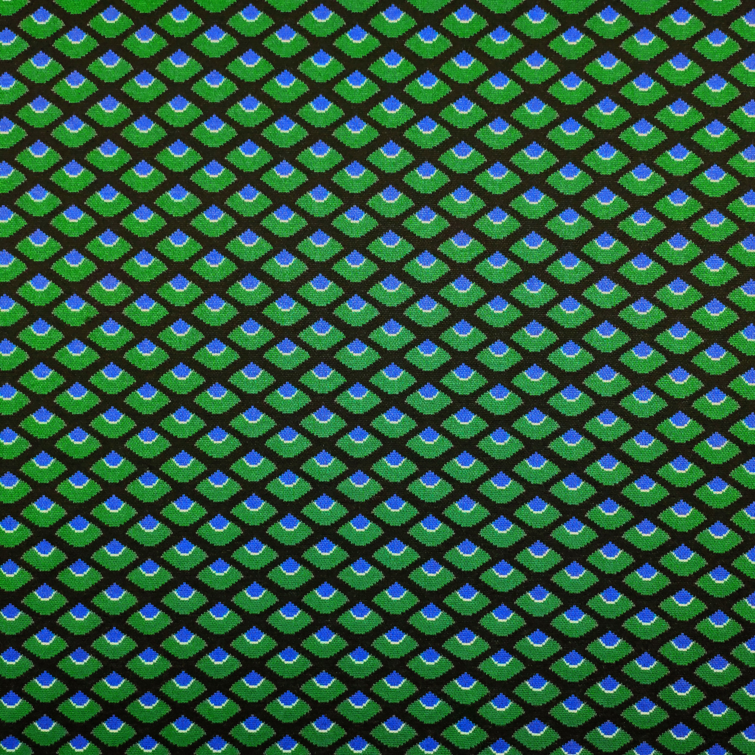 Punto Milano Grün und Blau Geometrische Motive