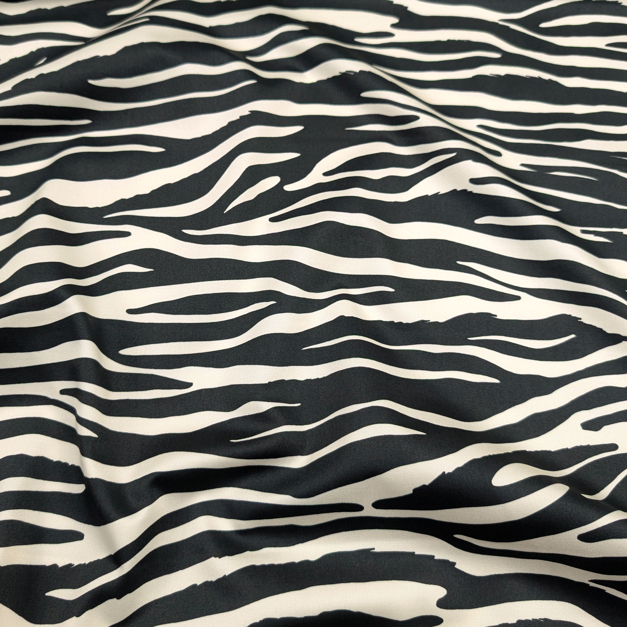 Satin Viscose Soie Zebrato Fashion