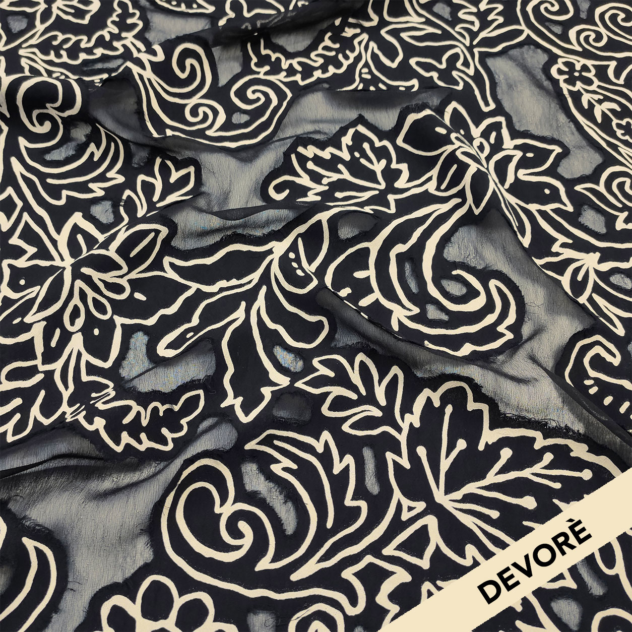 Devorè High Fashion Flowers Cream and Black