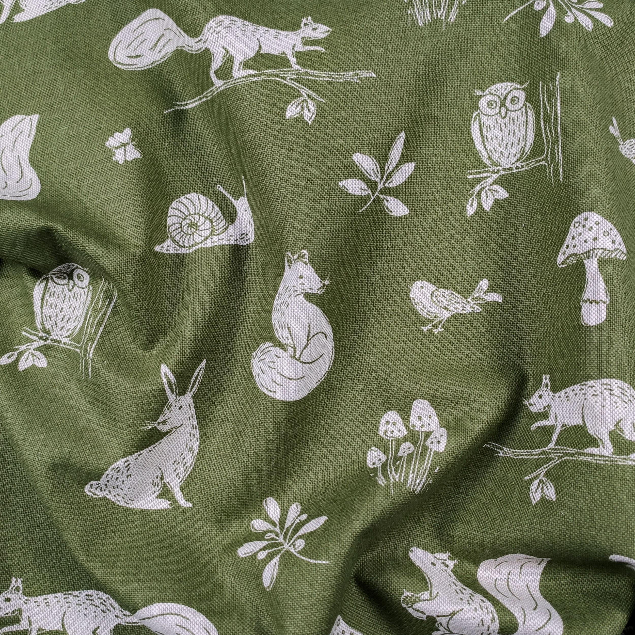 Découpage Panama Animaux des bois Fond vert 50x140 cm Image