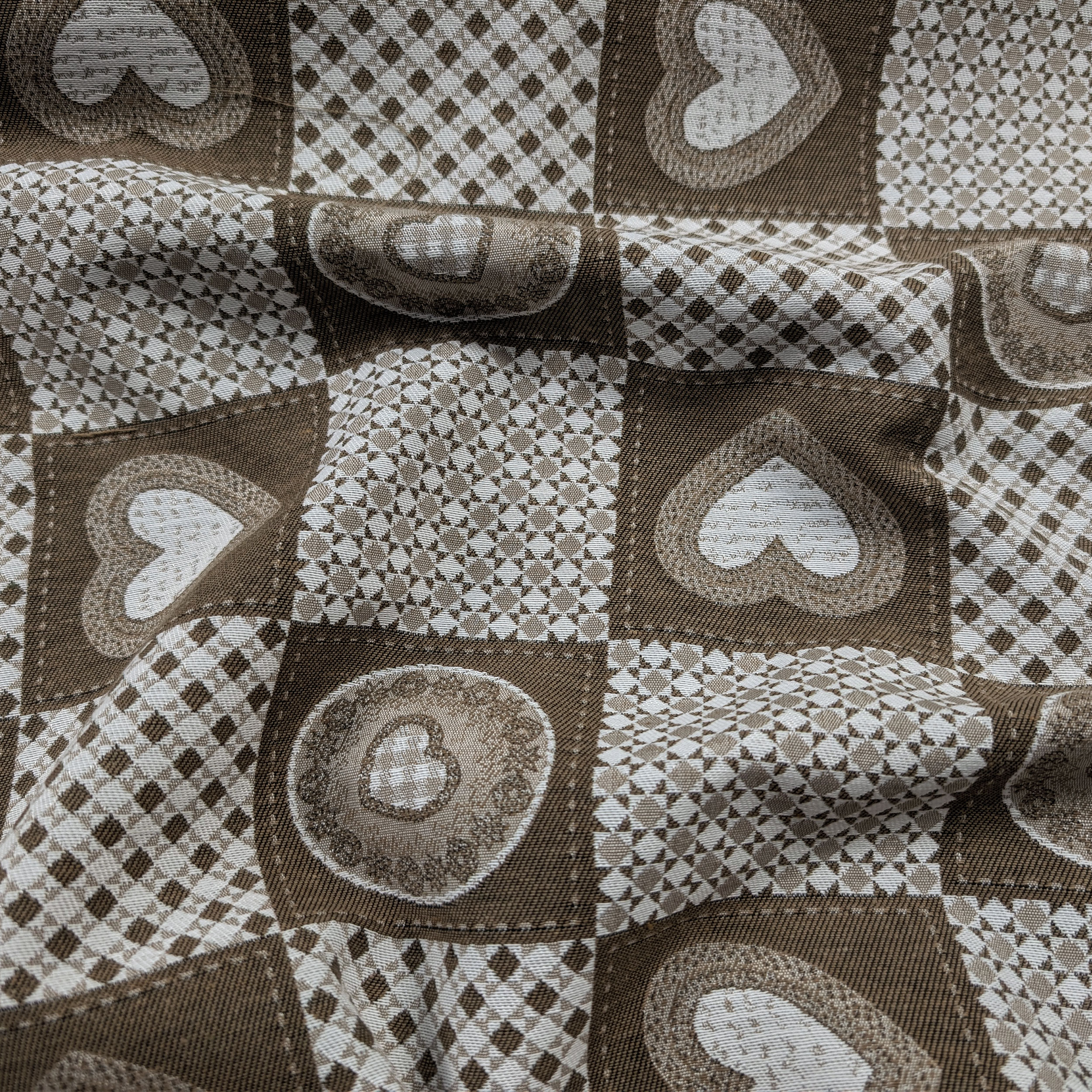 Jacquard Double Fantasy Tile Hearts Image