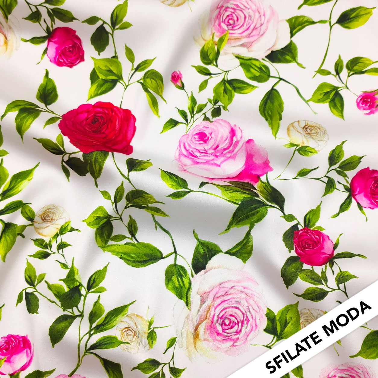 Elasticated Shave Set Rose White Background