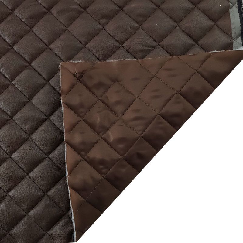 Tissu en faux cuir matelassé brillant Image