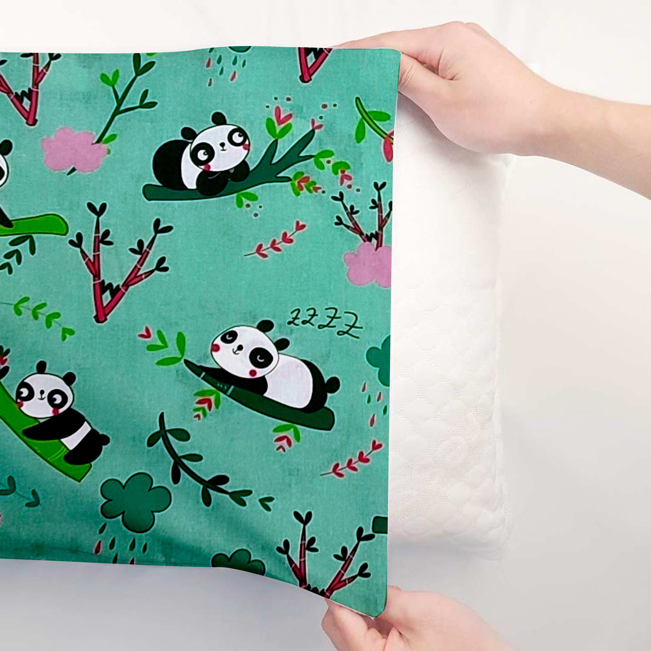 Taie d'oreiller à fond de panda vert menthe - Panini Fabrics