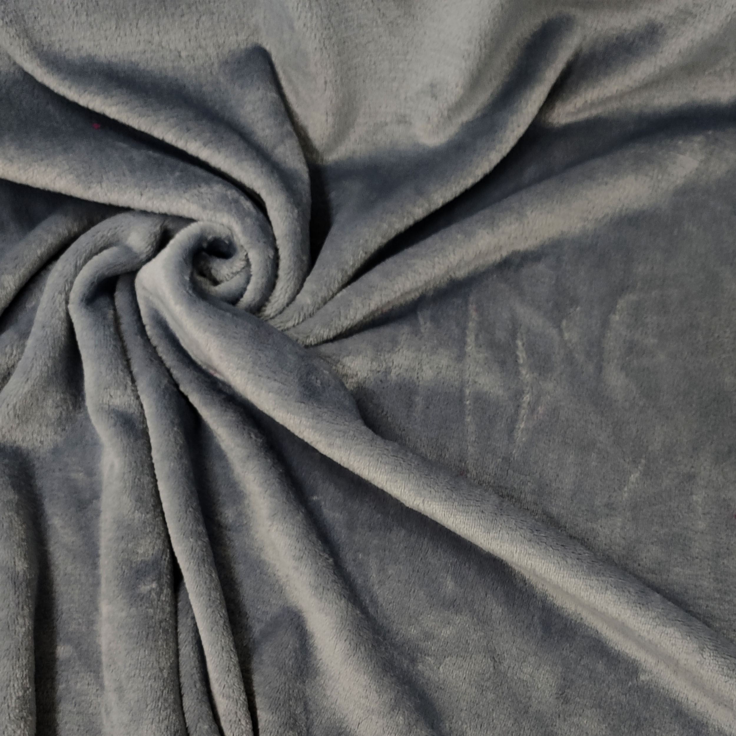 Gris - I737