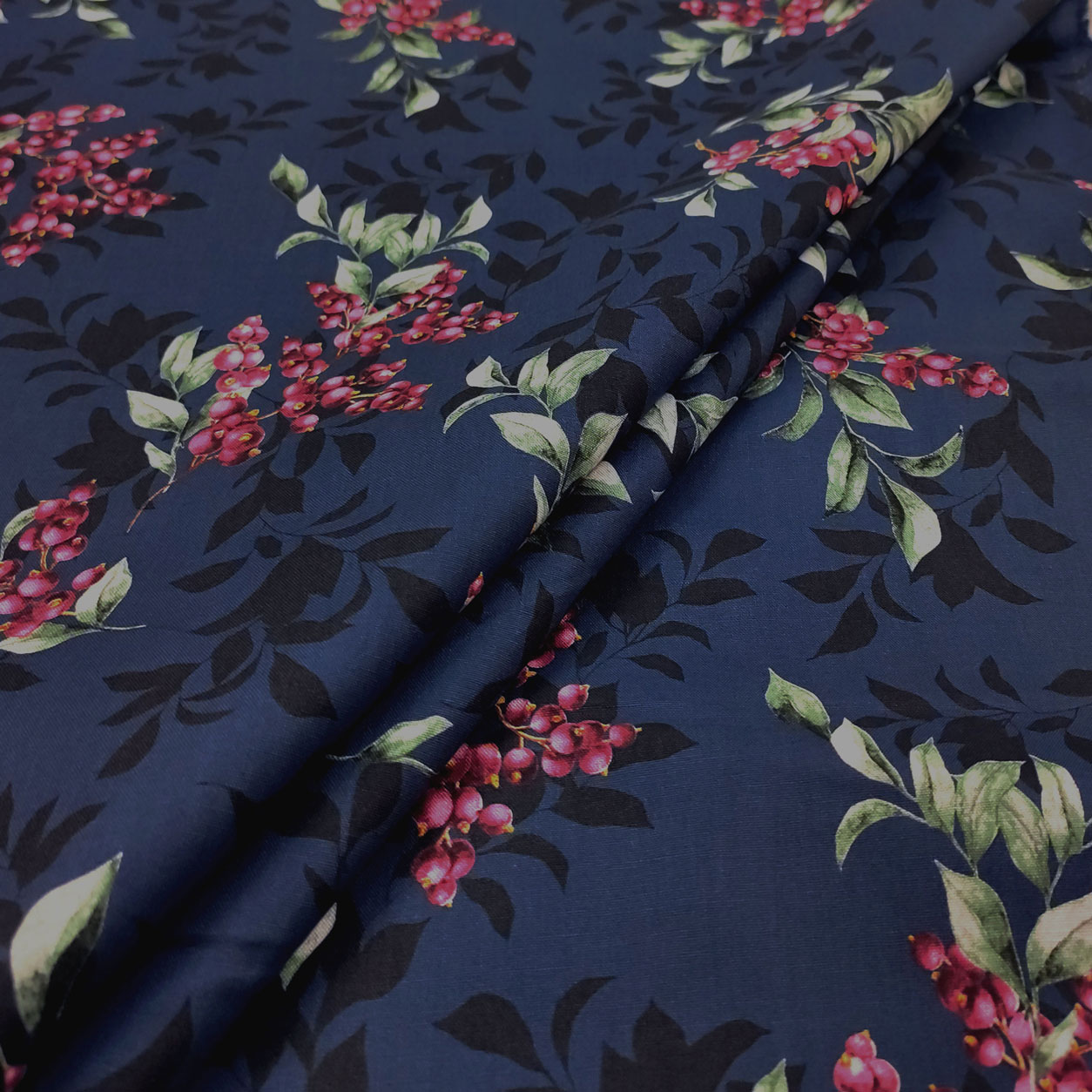 Tissu Gutermann Feuilles et groseilles Bleu foncé Image