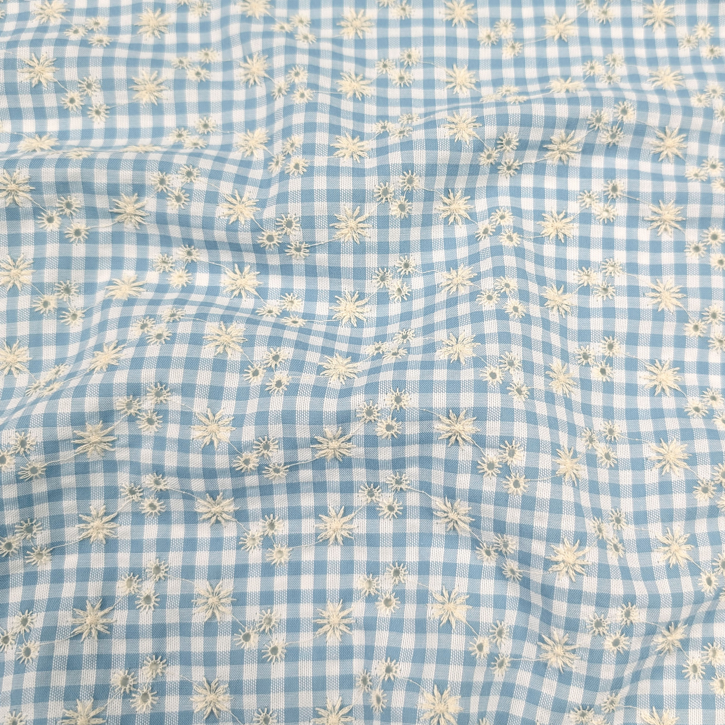 Sangallo Cotton Squares Light Blue and Little Flowers Image