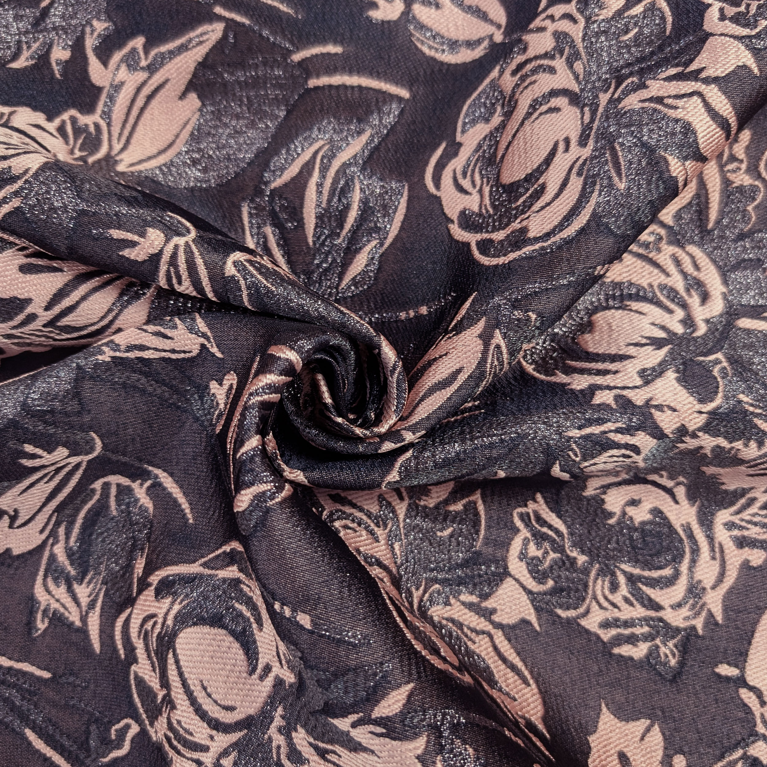 Brocado Alta Moda Floral Fondo Rosa Negro Image