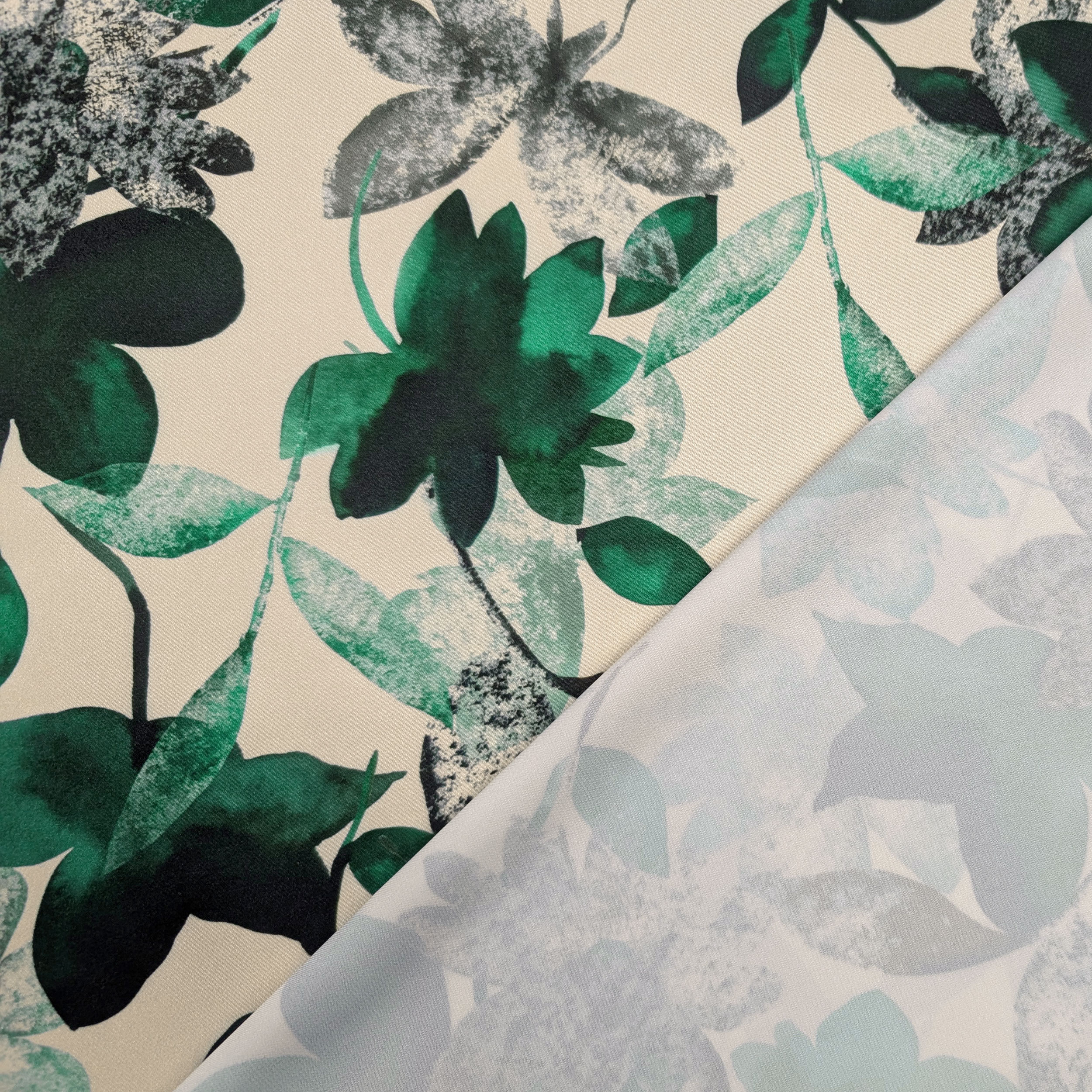 Set Satin High Fashion Green Flowers Image