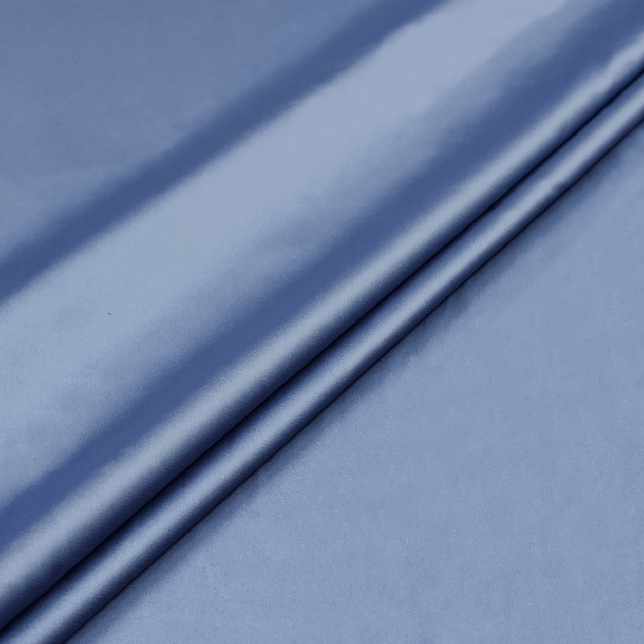Bleu clair - L673