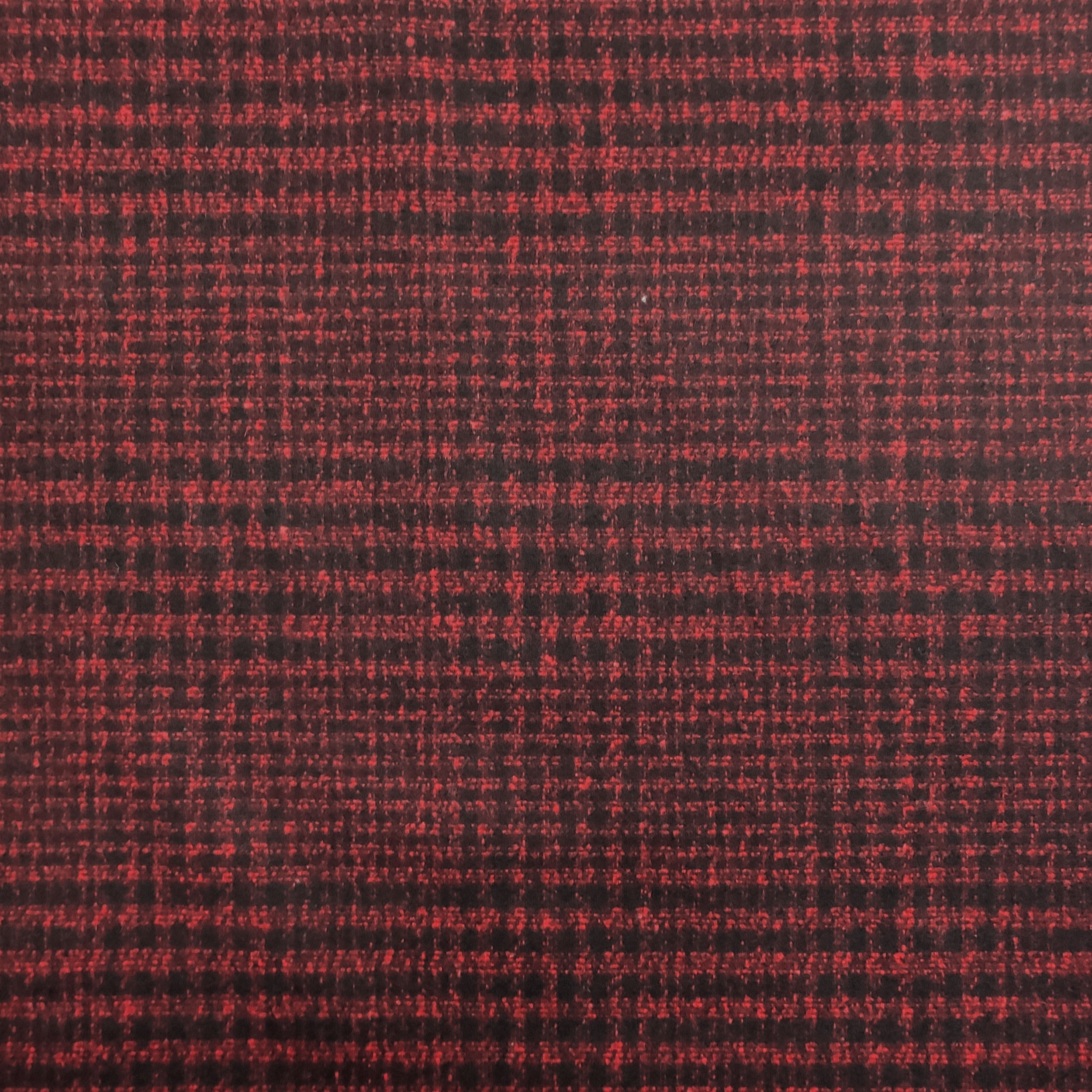 Tricot de laine mélangée Lignes rouges entrelacées