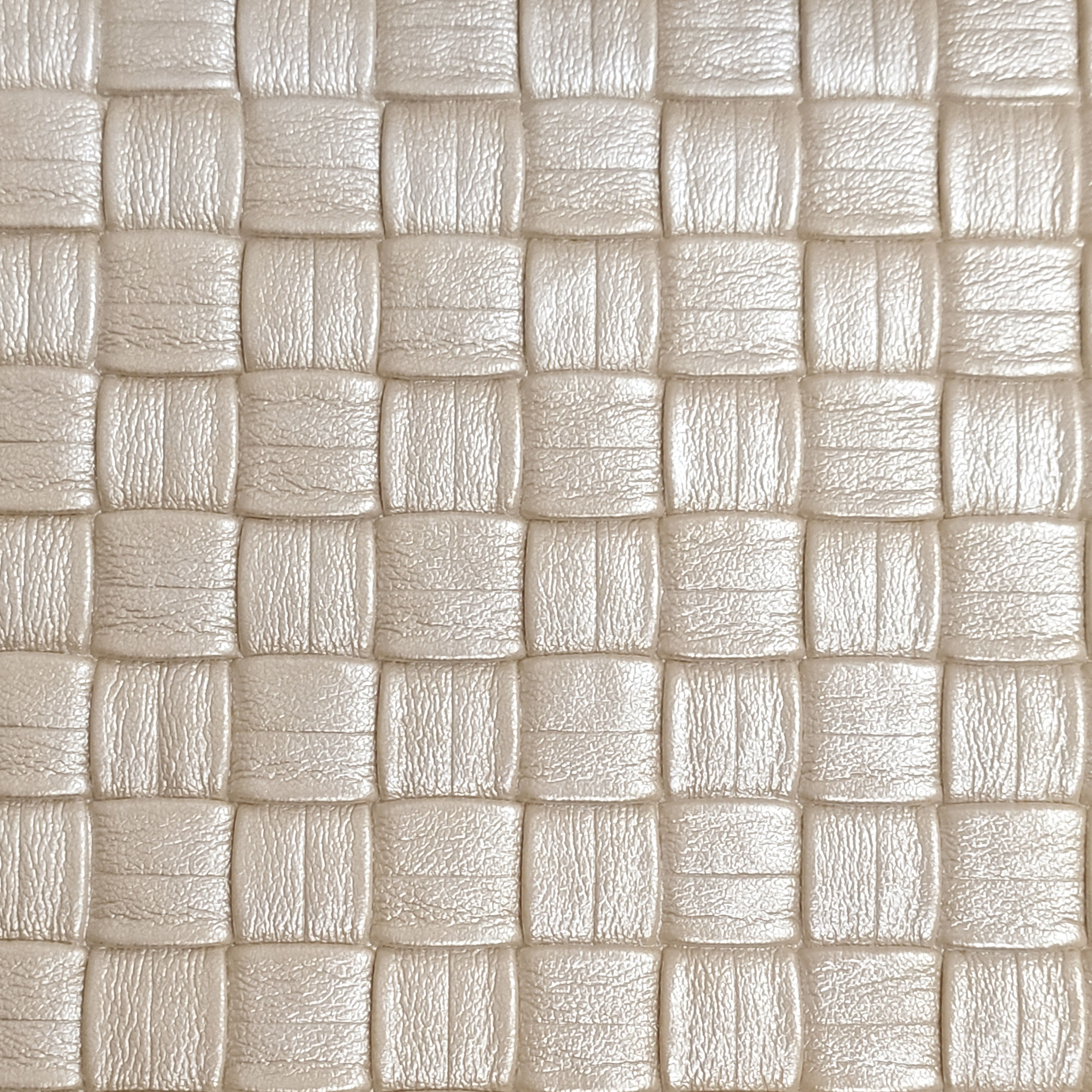 Piel de imitación de matelassé con trenzado 2