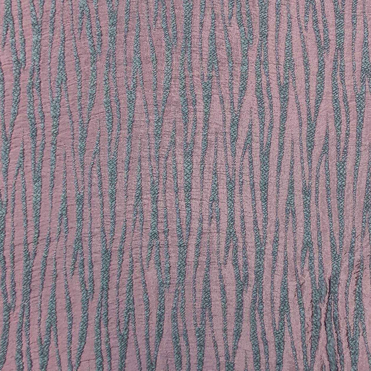 stoffa-vintage-strisce-grigie-sfodo-rosa