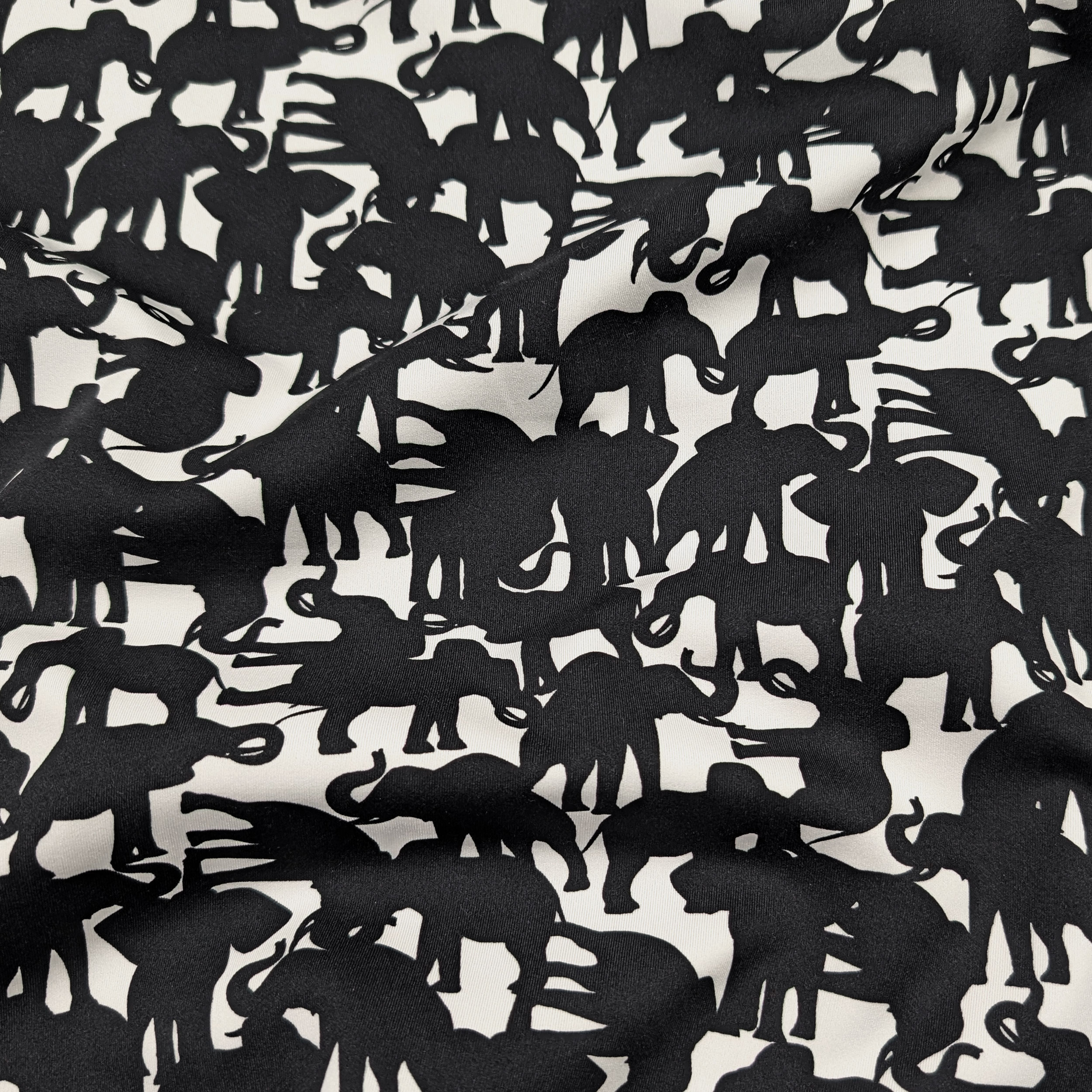 Mode Scuba Éléphants noirs