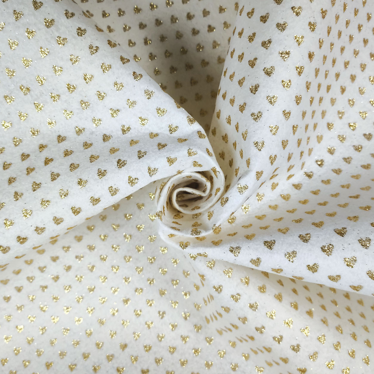 Pannolenci Corazones Glittered Fondo Crema Dorado