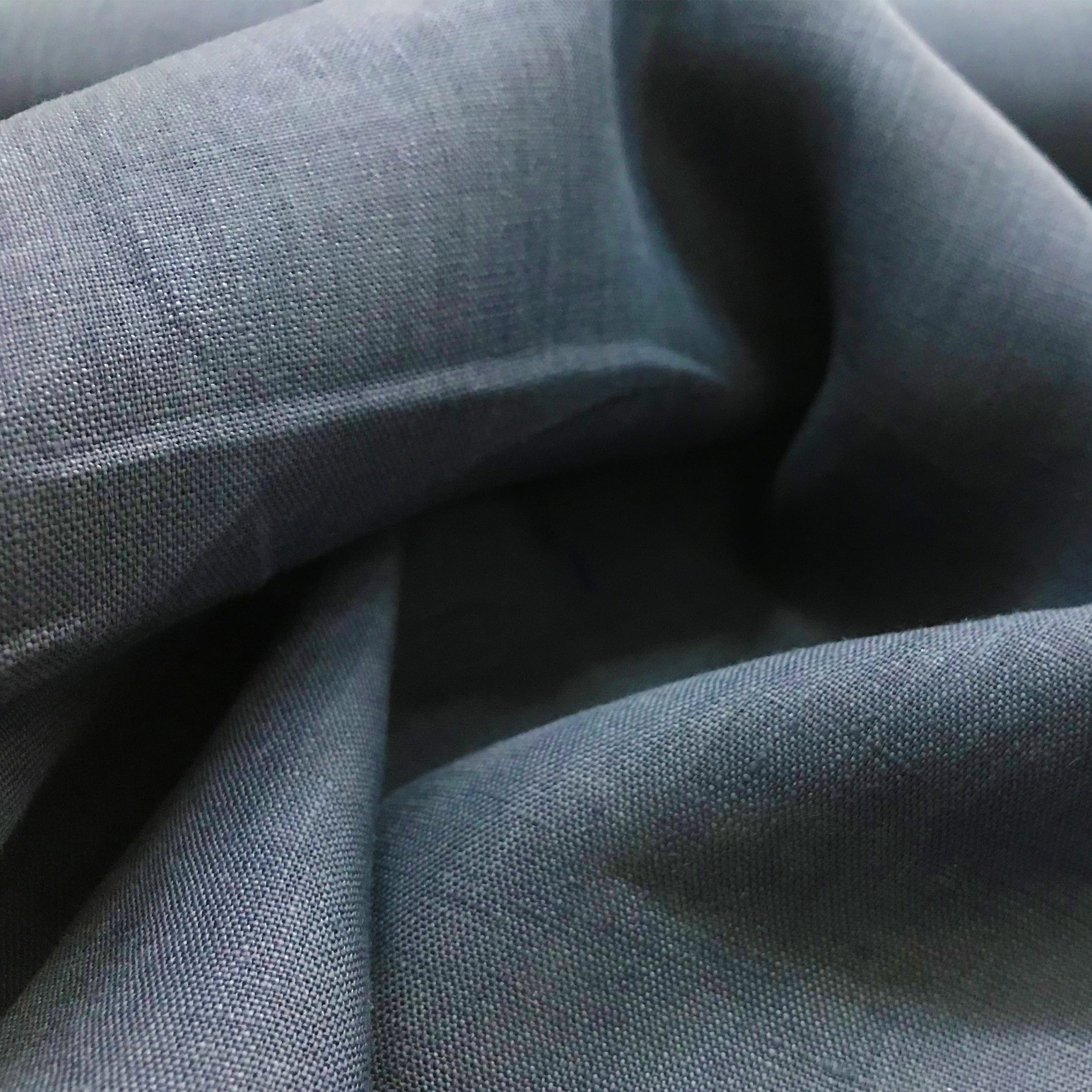 Tissu de lin pour vêtements bleu foncé Image
