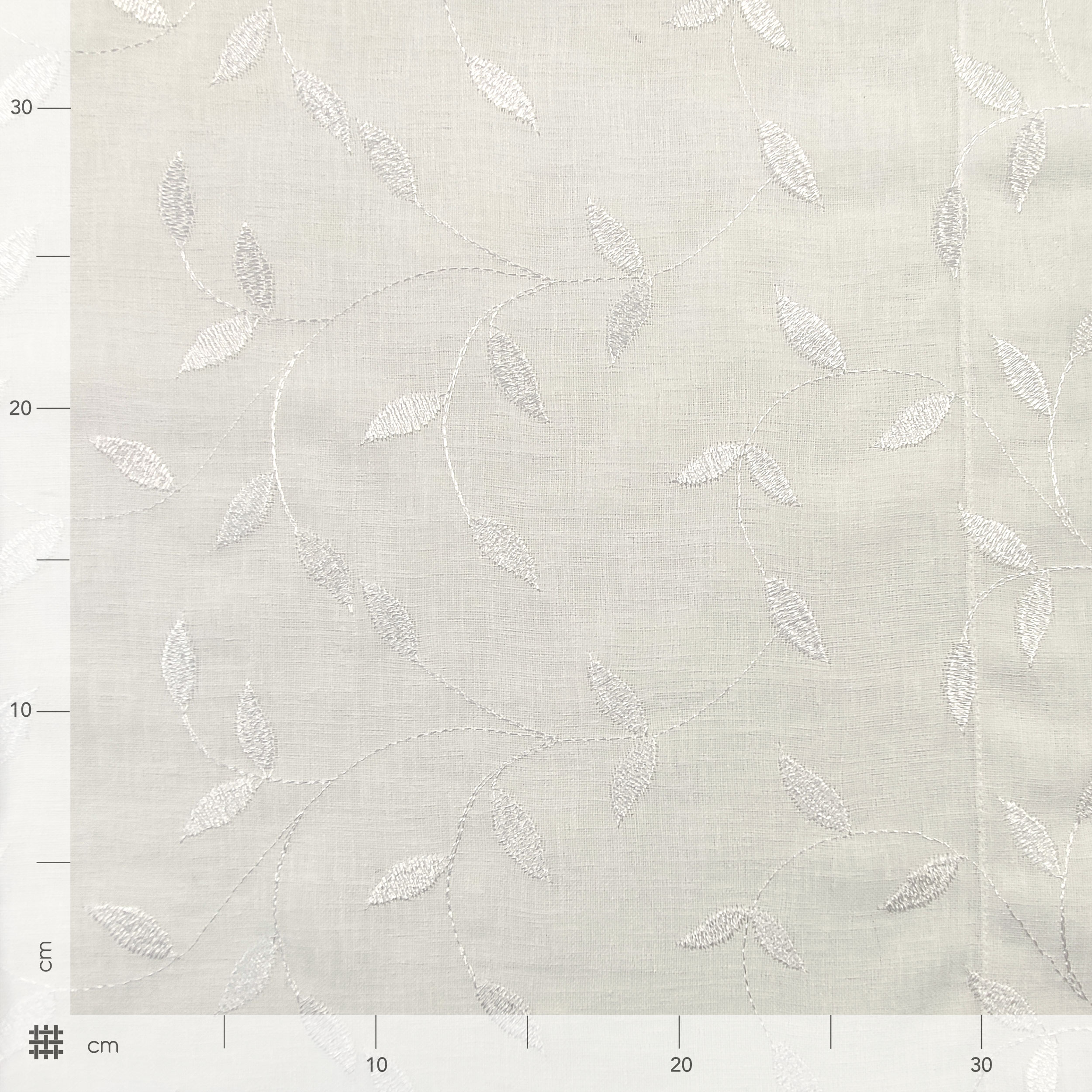 Curtain Fabric Elegant Leaves - White
