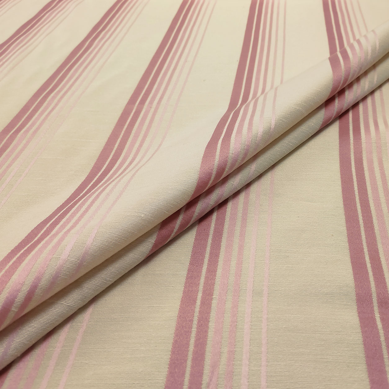Tissu gaufré rose antique Image