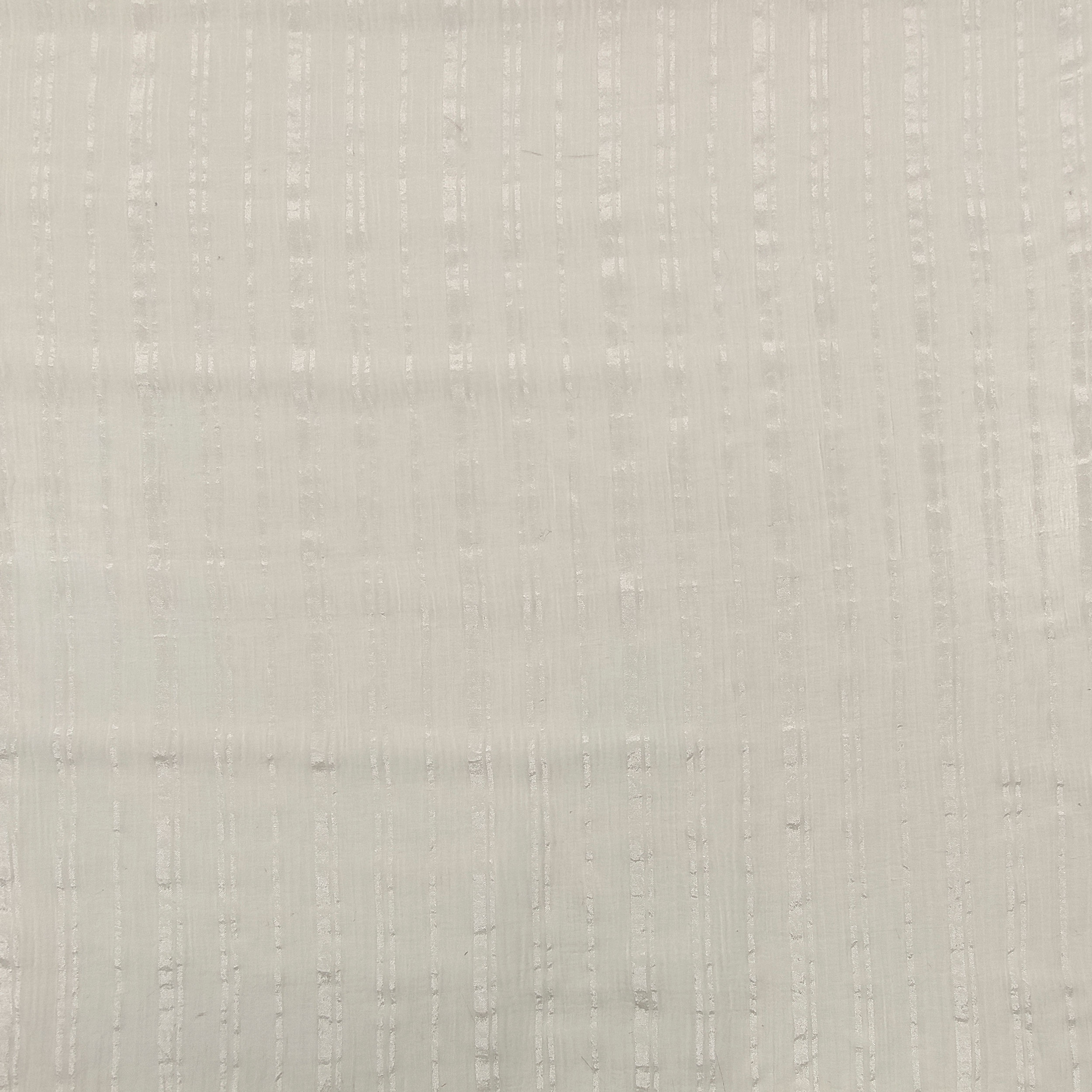 Tissu mousseline de soie à rayures crème Image