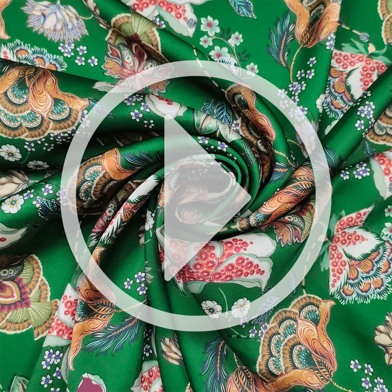 Ensemble de satin Cady Flower Abstract Fashion Image