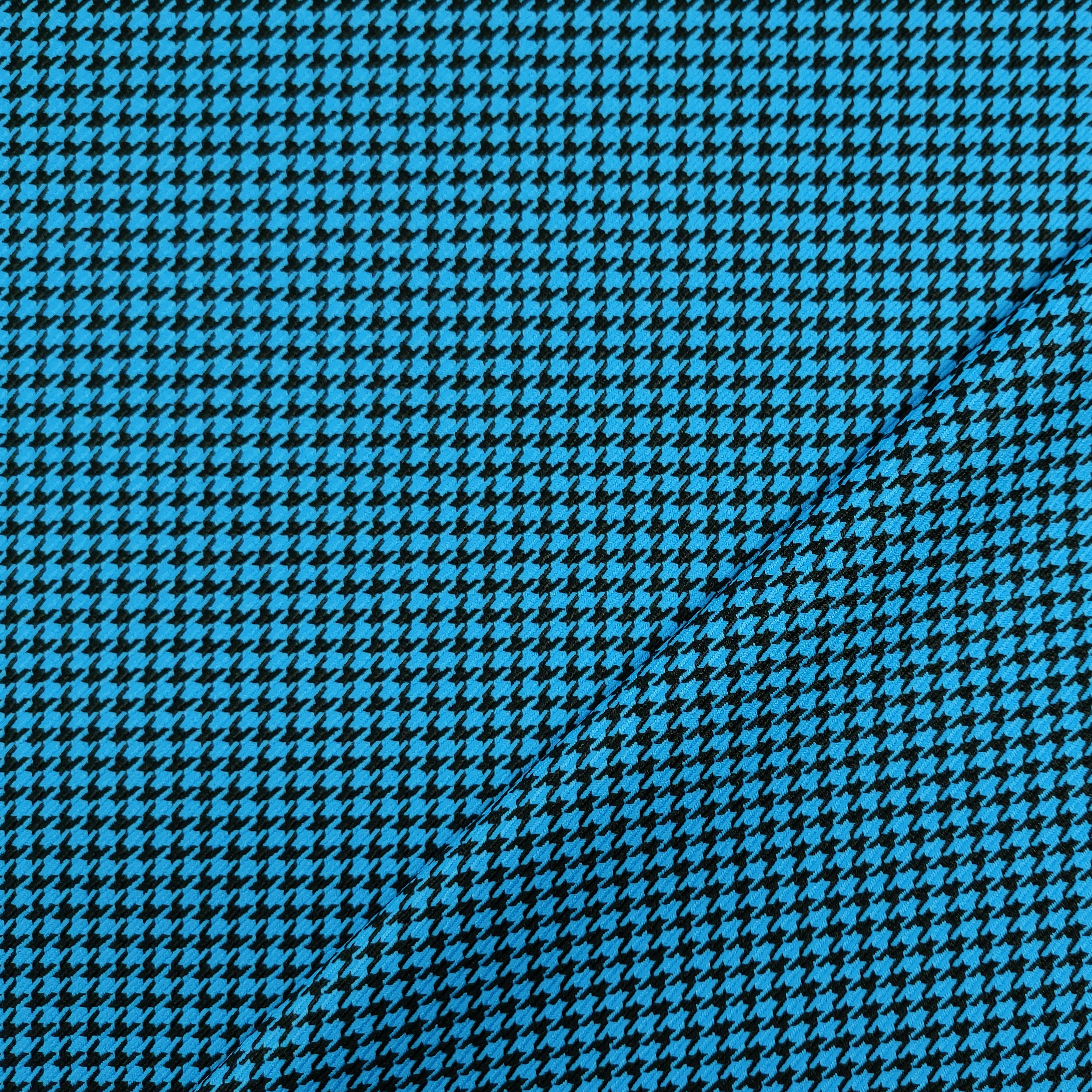 Tissu Pied de Poule Fond noir Bleu clair