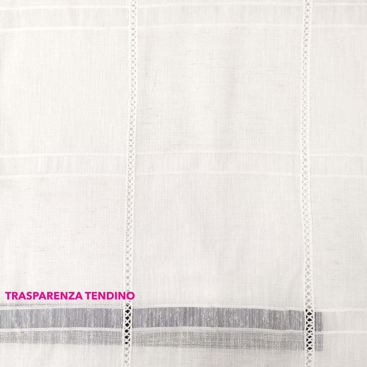 tendino-semitrasparente-con-quadri-bianco