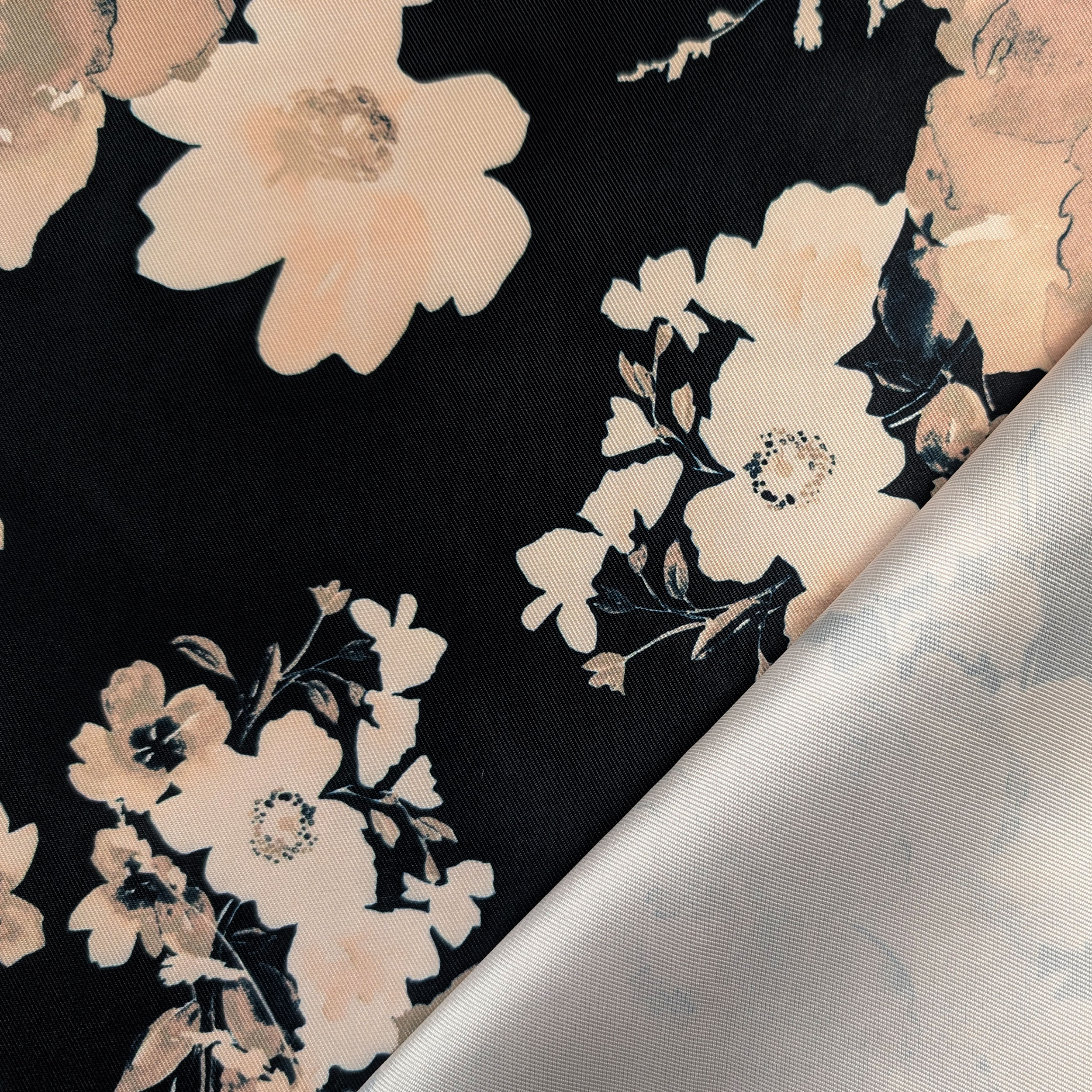 Mikado Italian High Fashion Pink Flowers Image