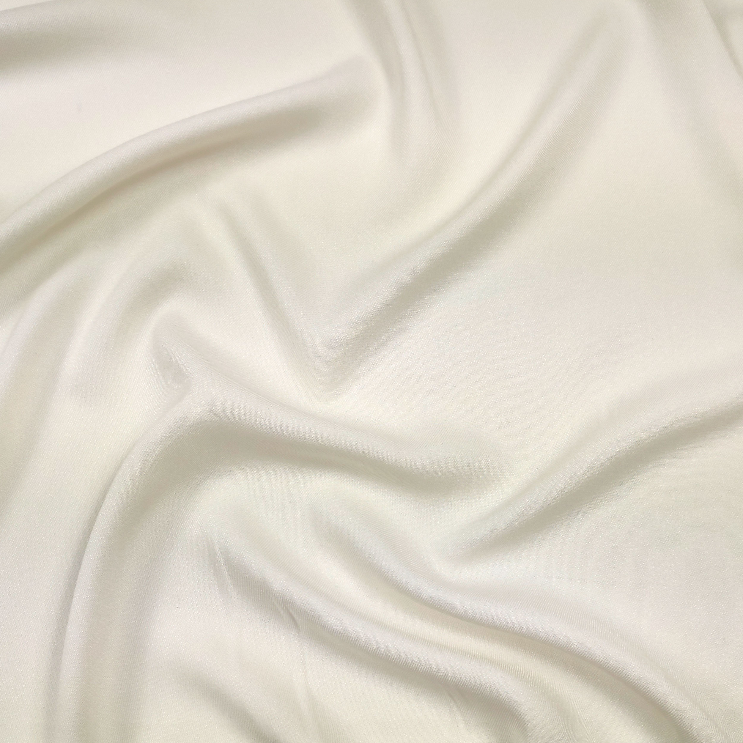 Milky White - 051