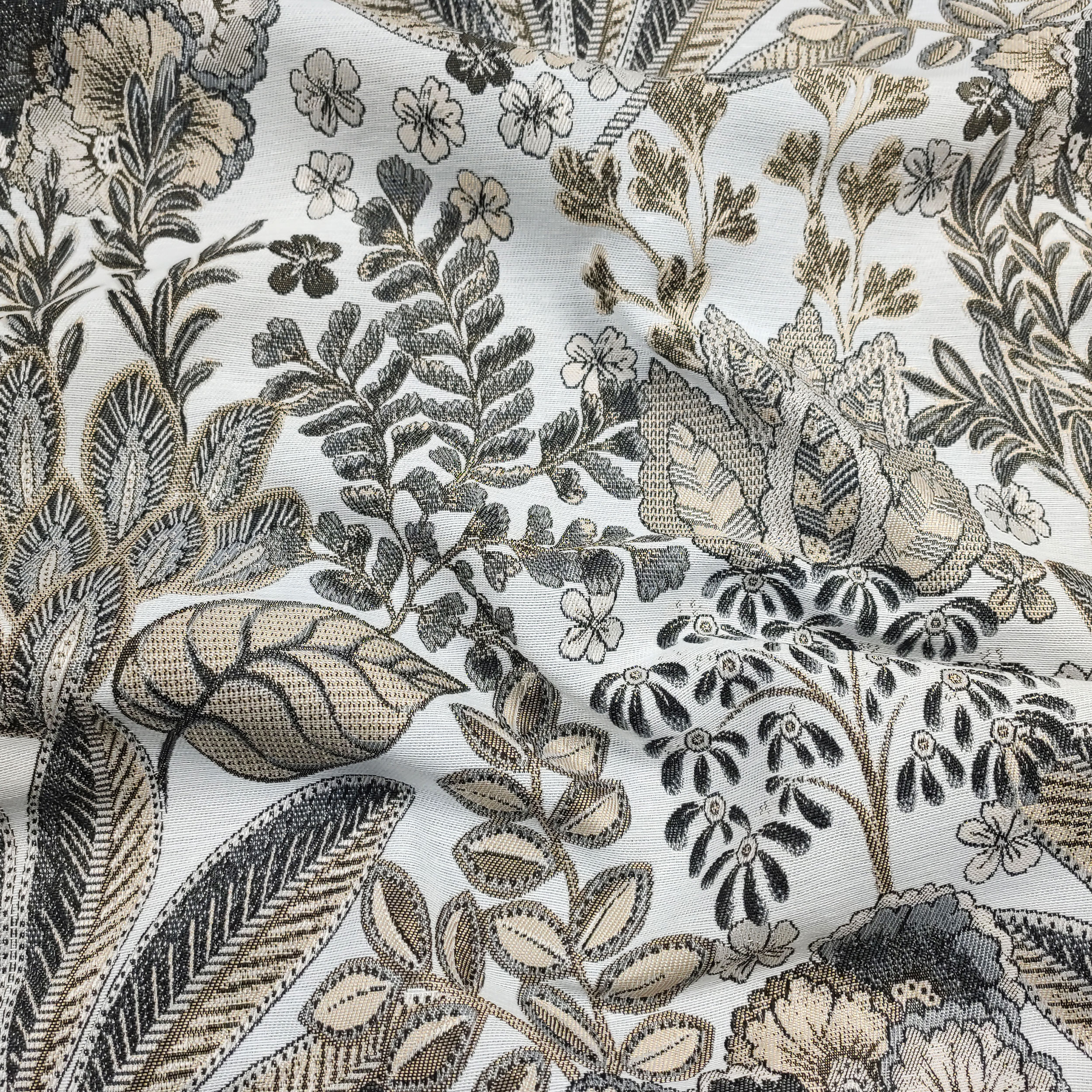 Tissu jacquard floral aux tons neutres