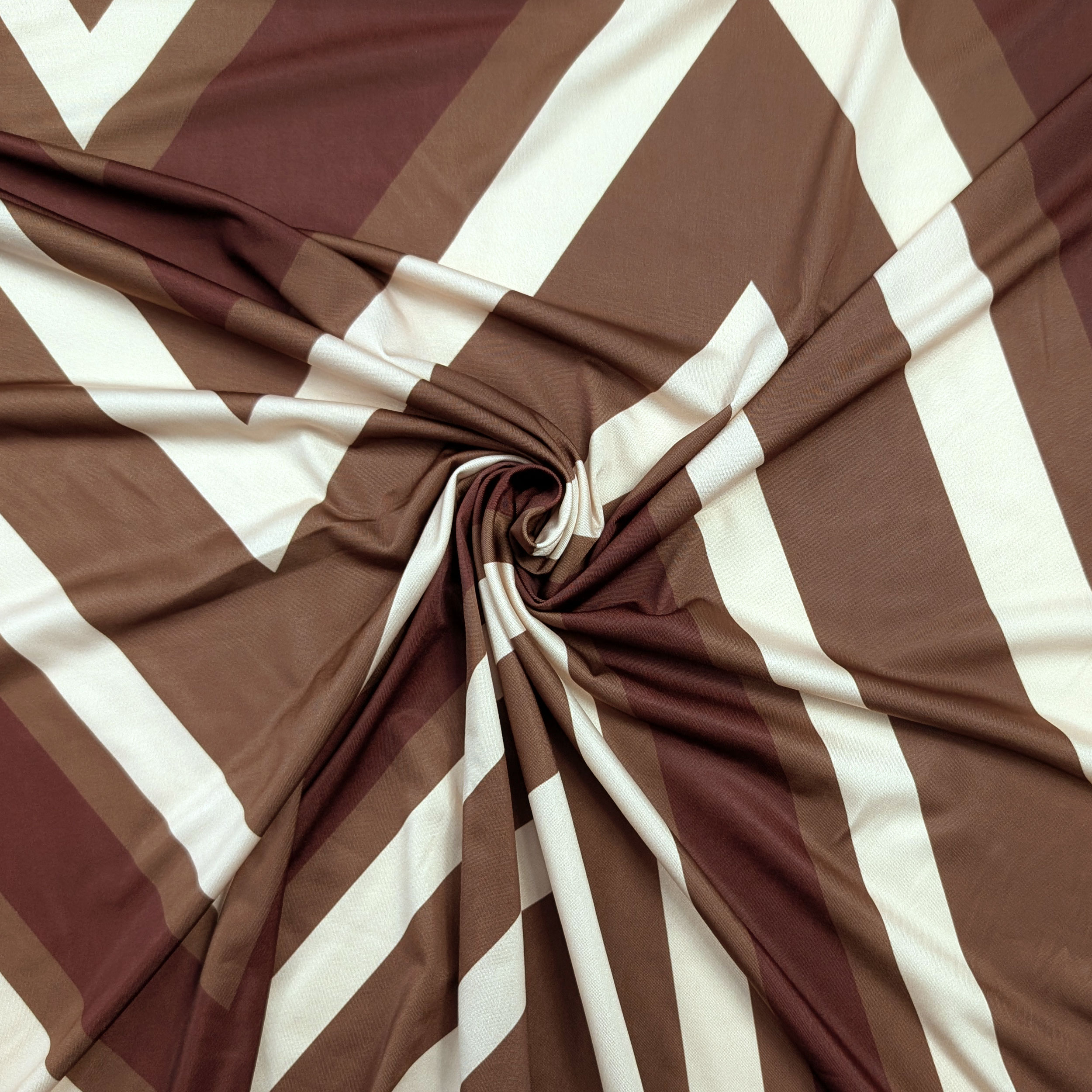 Jersey à motifs géométriques Zig Zag Warm Tones Image