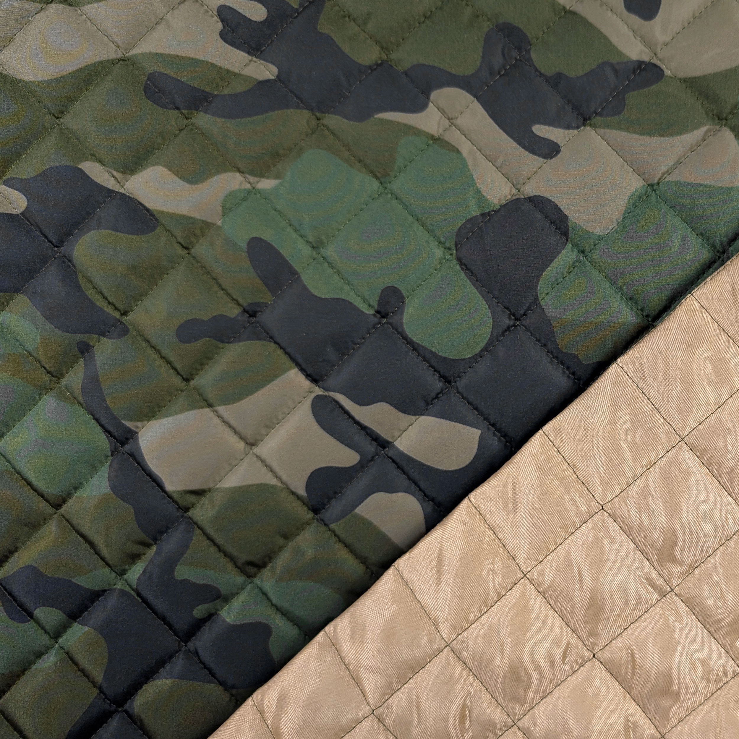 Waterproof Quilted Fabric Camouflage Pattern Image