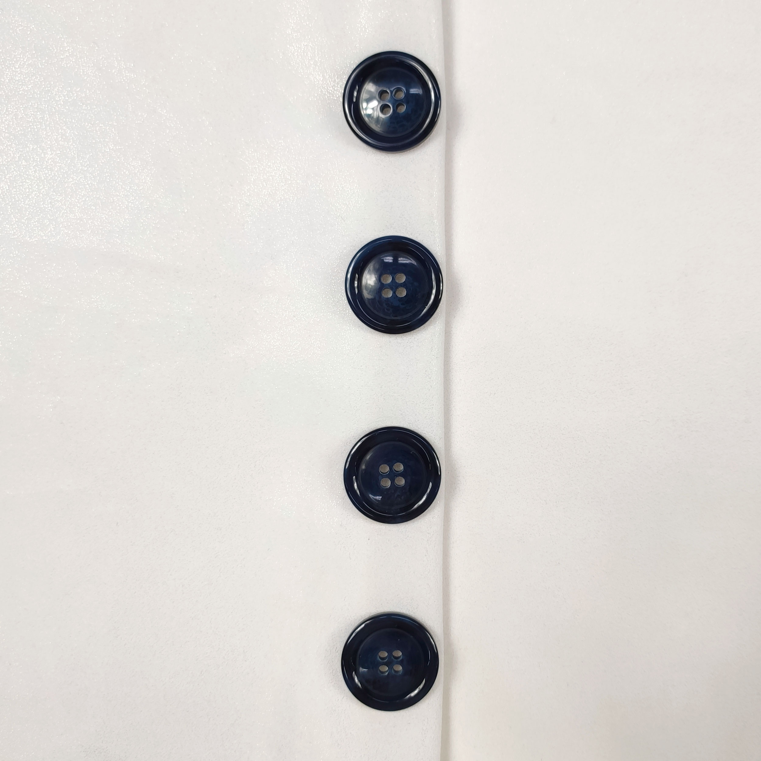 Glossy Melange Button 4 Holes Image