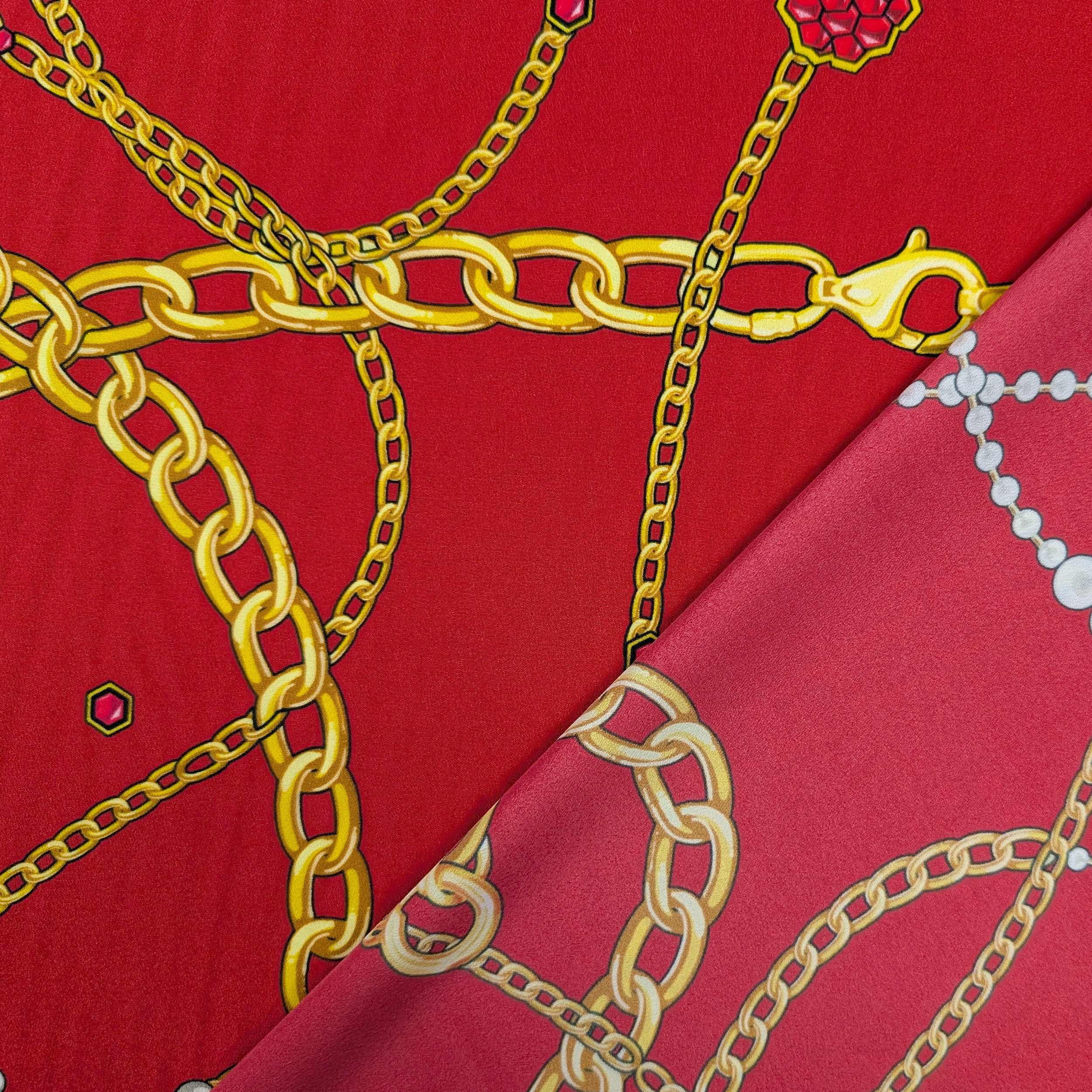 Crepe Chains Fashion Image
