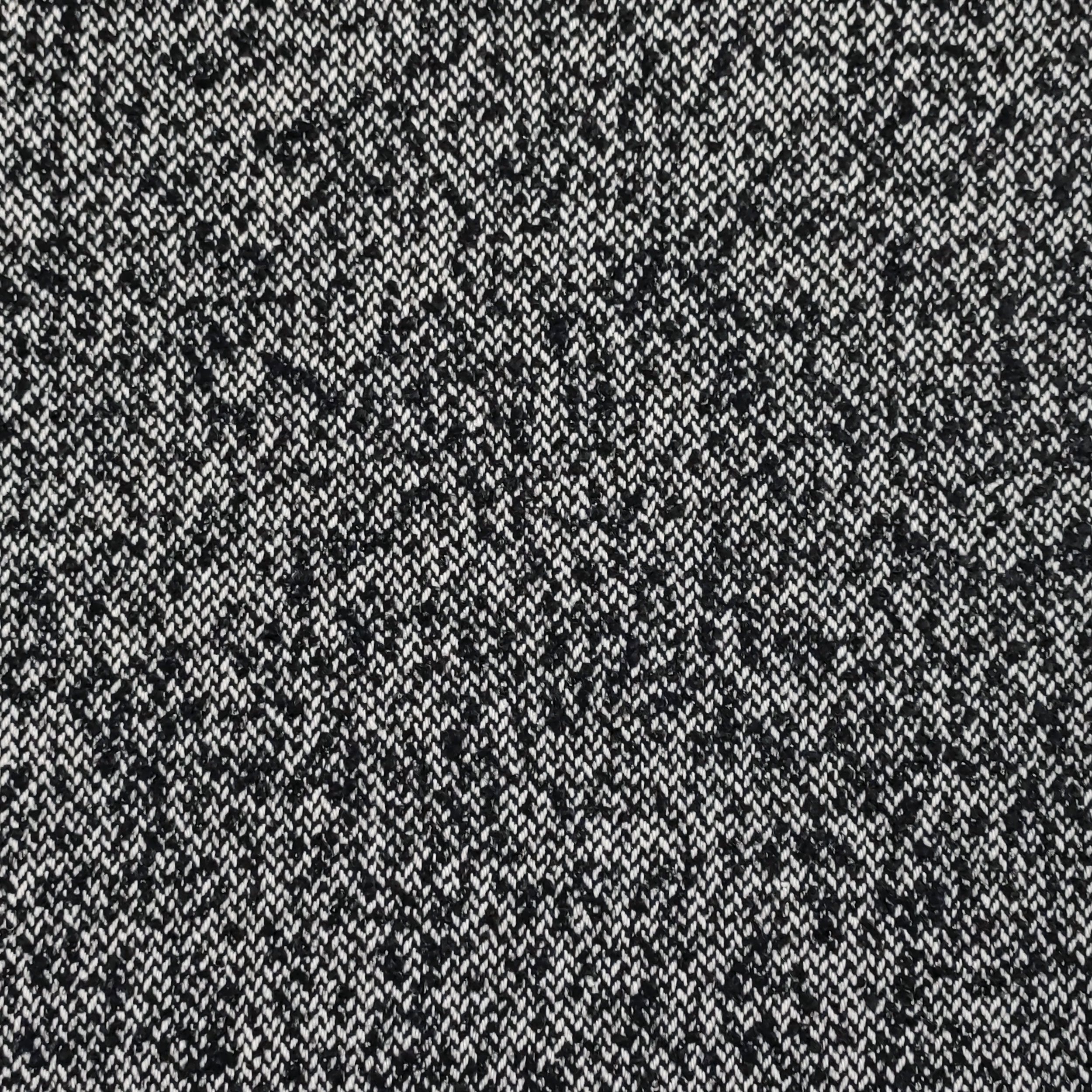 Manteau à chevrons noir et blanc