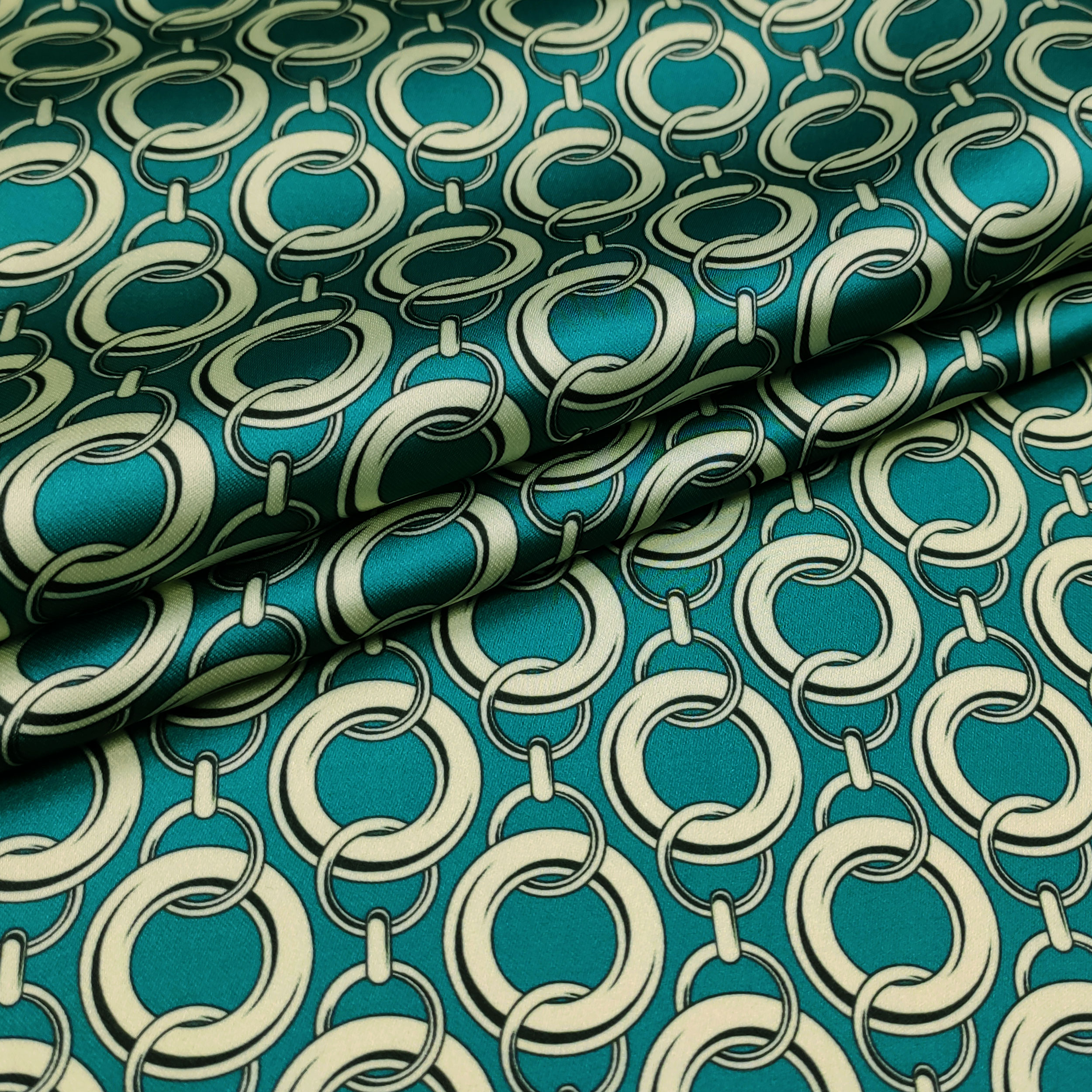 Ensemble de chaînes en satin Cady Fond pétrole Image