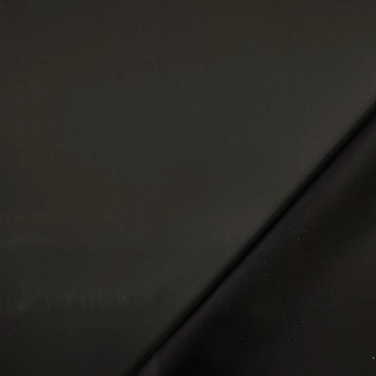 Imperméable d'extérieur noir mat