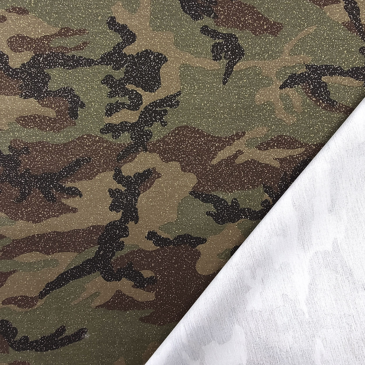 Satin de coton militaire enduit de lurex Image