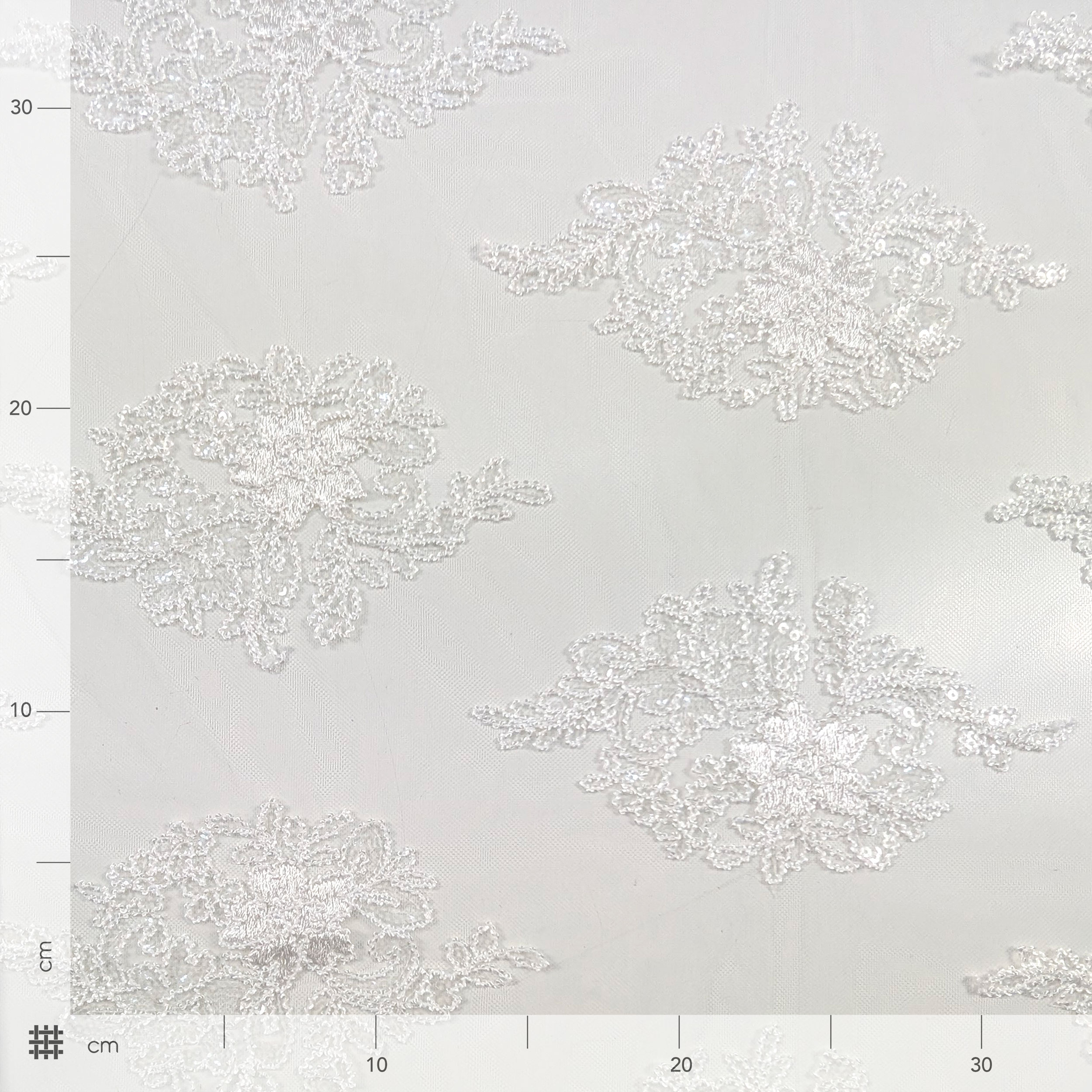 Tissu Tulle Broderie Paillettes Double Feston Blanc