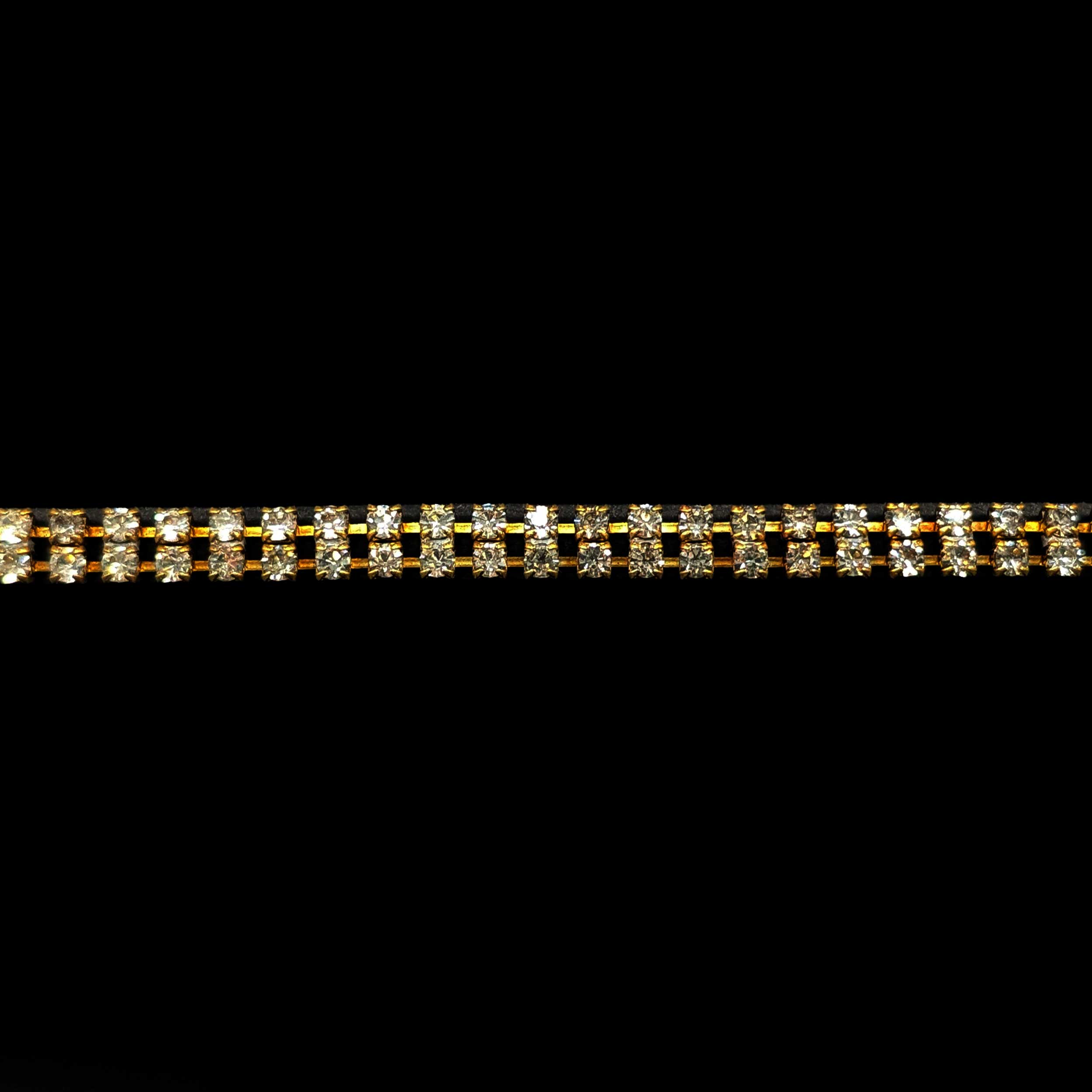 Gold chain with double rhinestones Image